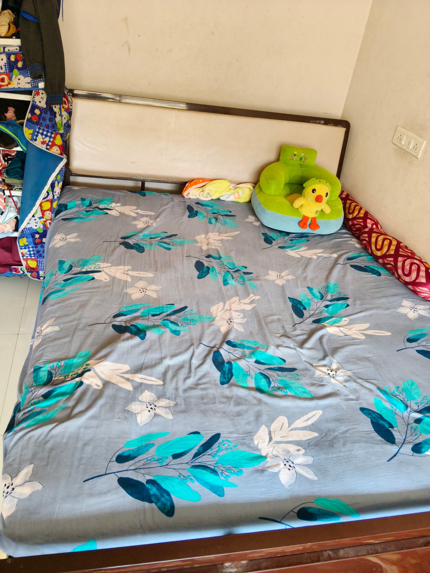 King size bed for sell - Image 1