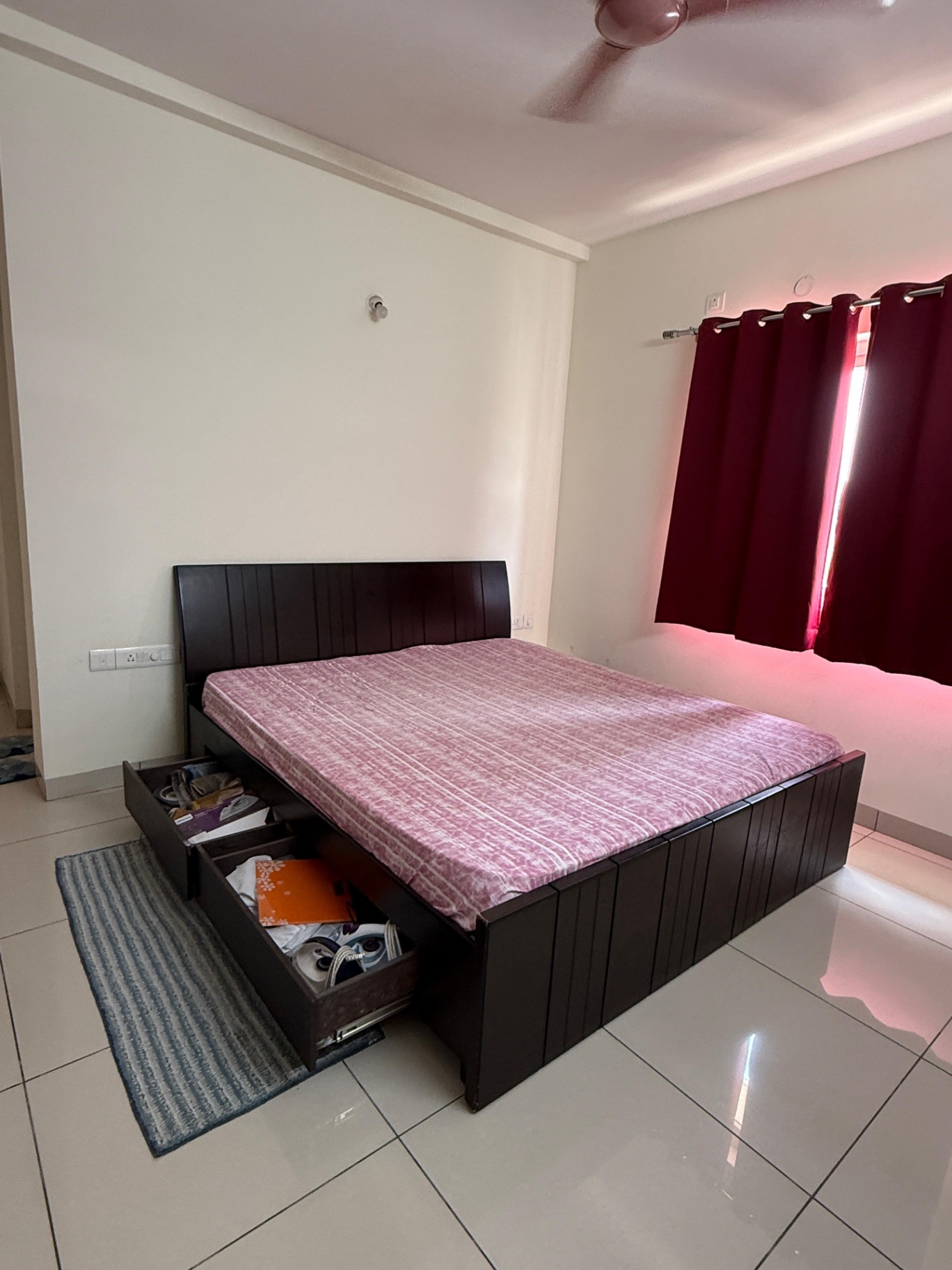 King Size Bed with Storage - Image 2