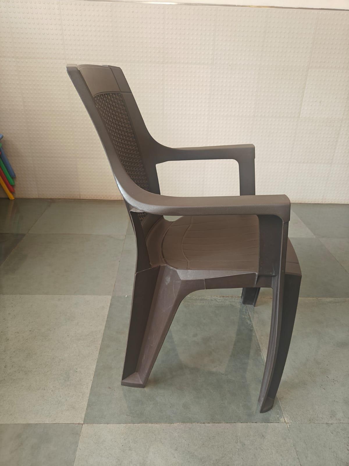 Neelkamal mystique chairs - Image 2