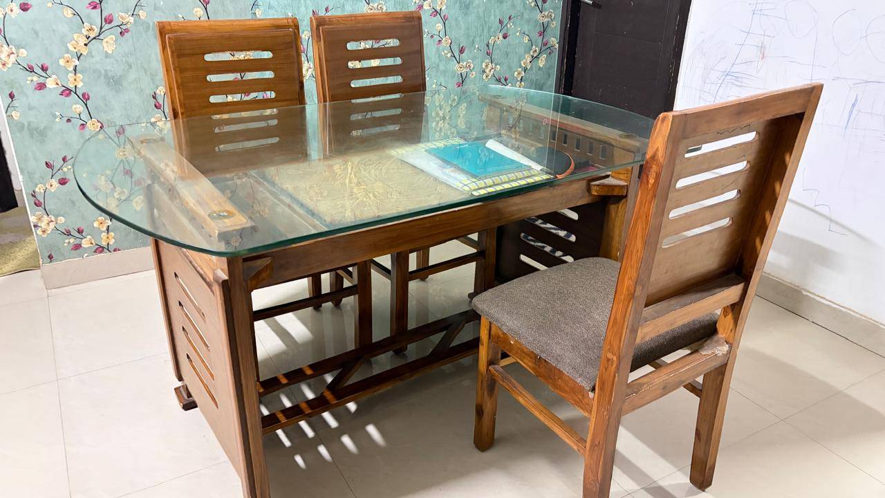 Dining Table for Sale - Image 1