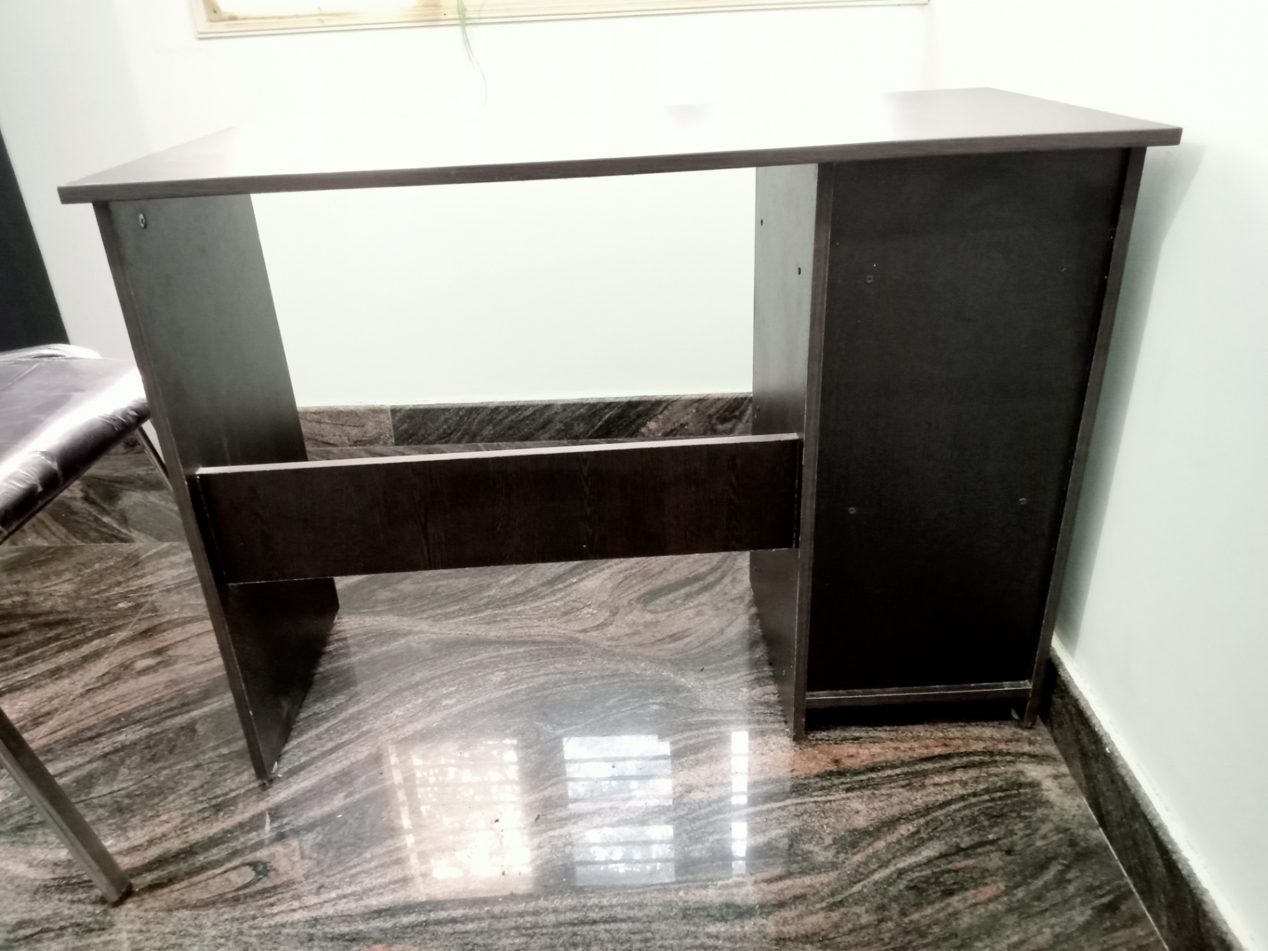 Table and chair  - Image 5