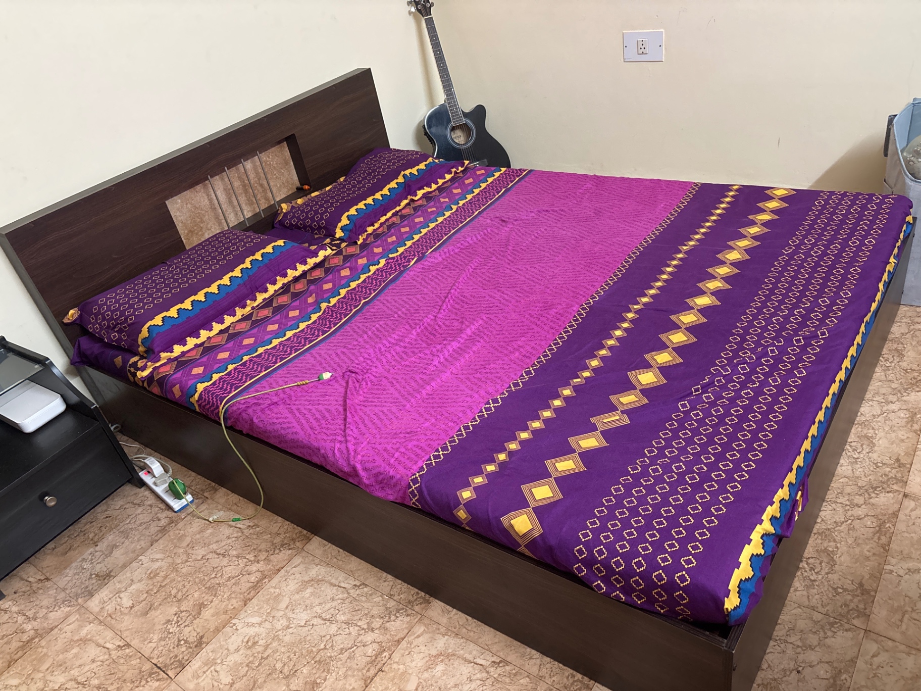 Bed including mattress & Bed side table - Image 3