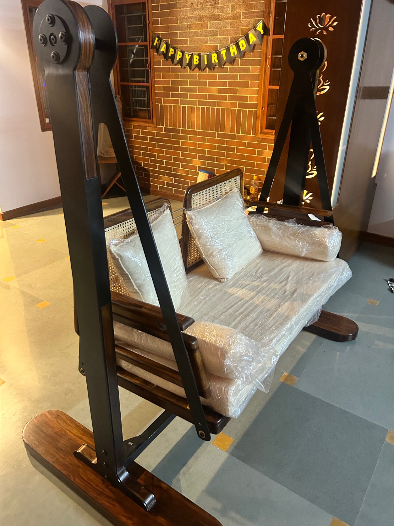 Swing Sofa Brand New - Image 2