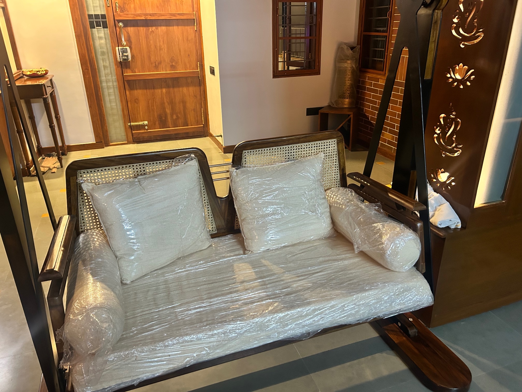 Swing Sofa Brand New - Image 3