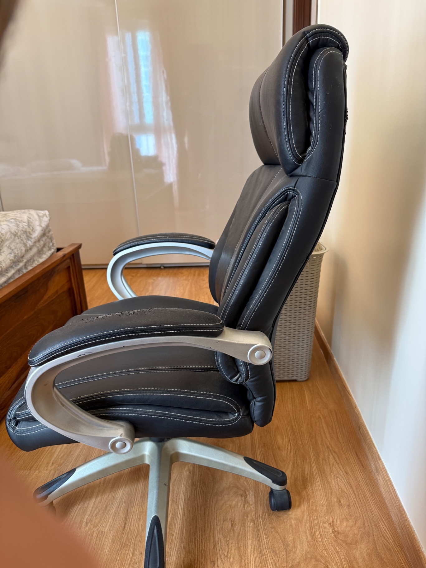 Office chair for sale - Image 2