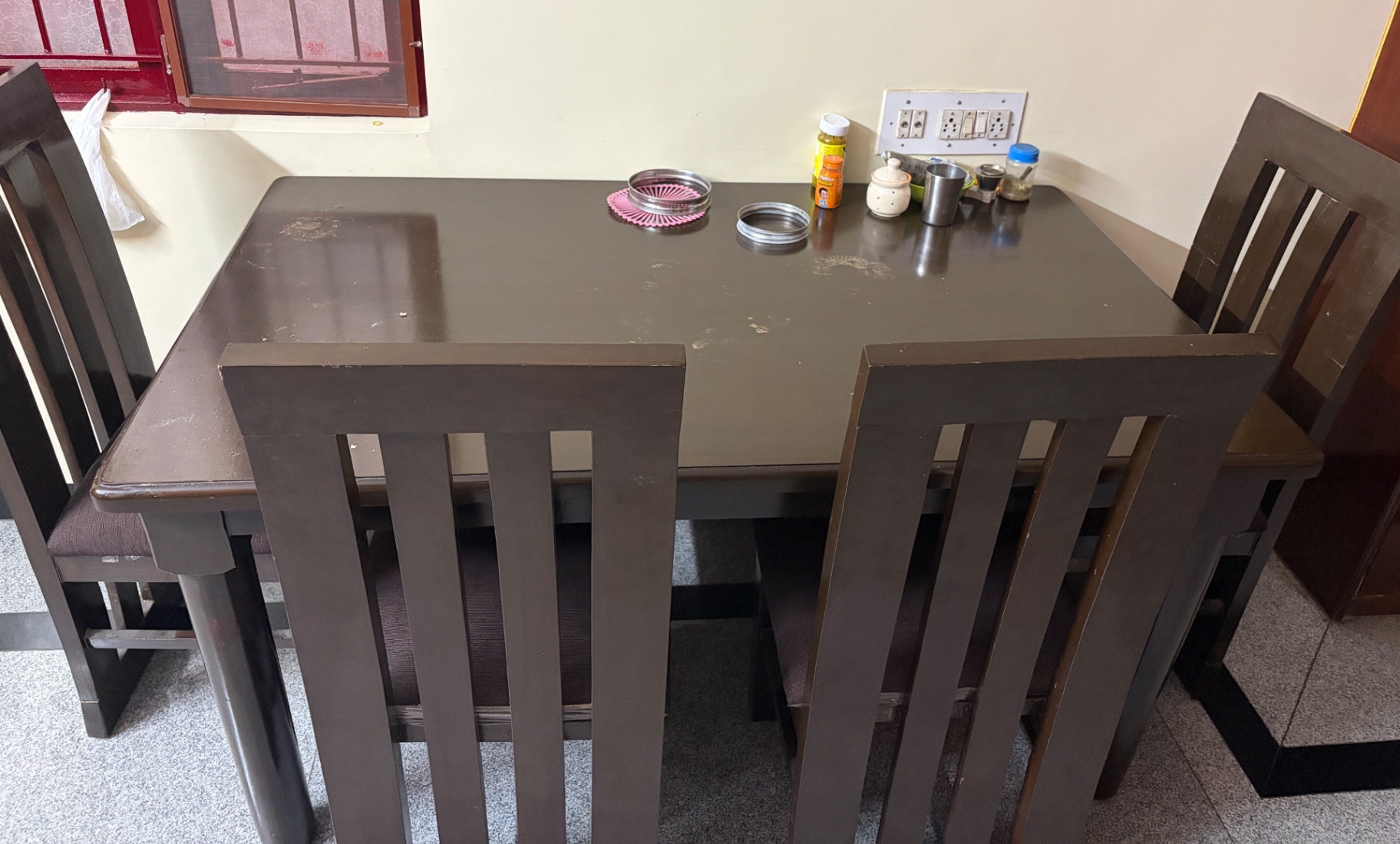 Title: Premium Teak Wood 4-Seater Dining Set (Excellent Condition) - Image 1