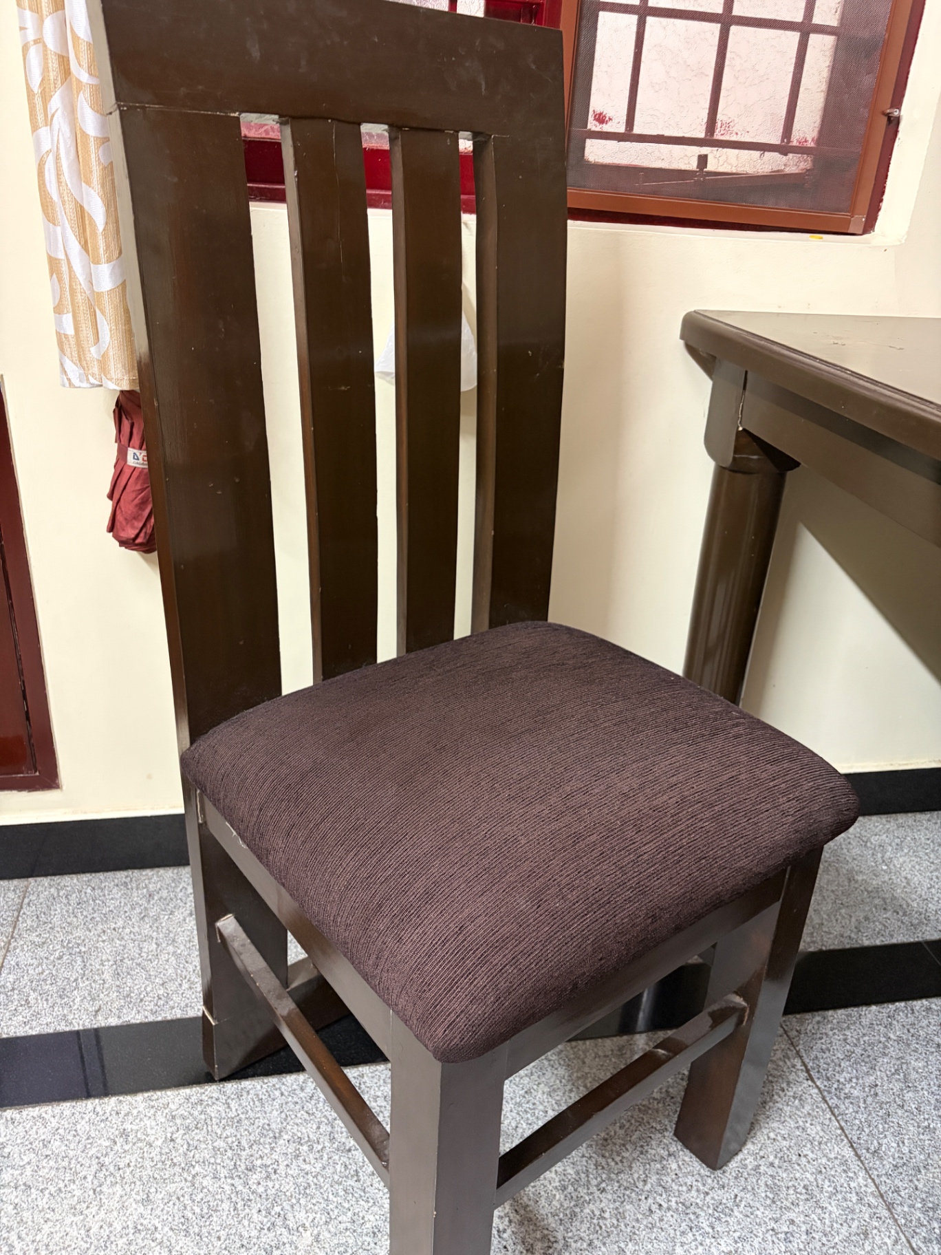 Title: Premium Teak Wood 4-Seater Dining Set (Excellent Condition) - Image 2