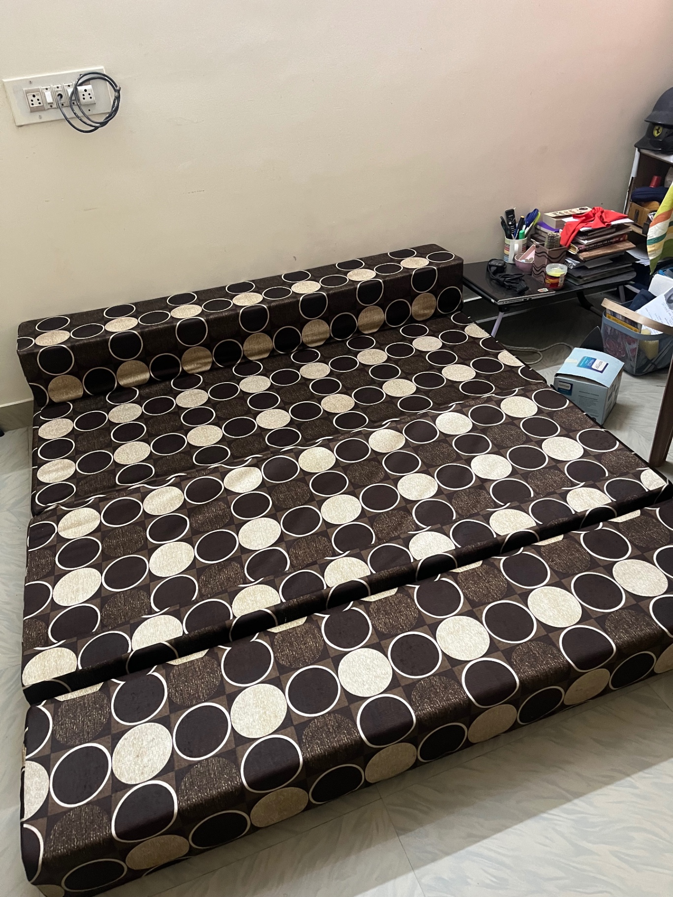 Sofa cum bed  - Image 3