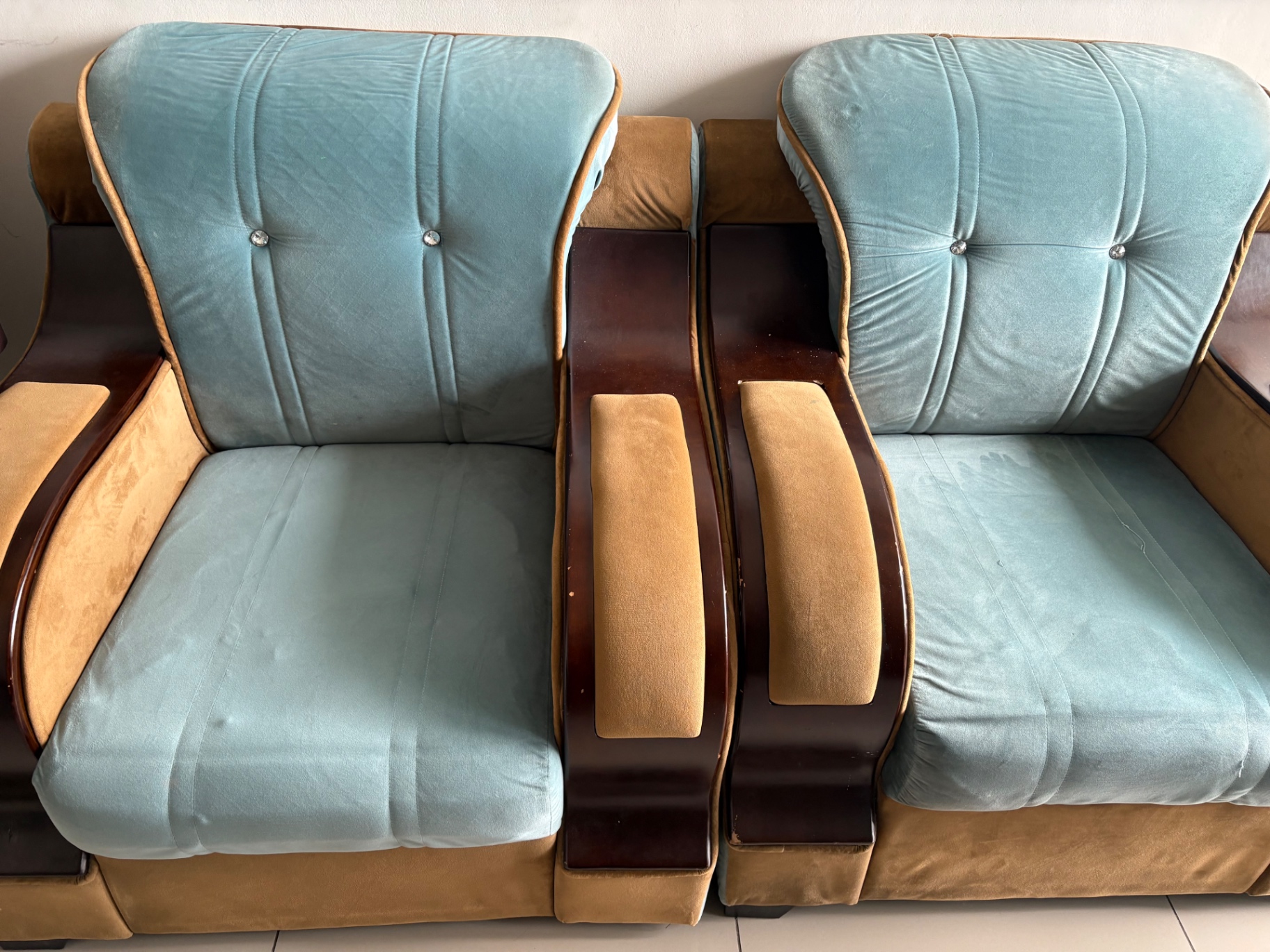 3+1+1 sofa set with central table - Image 2