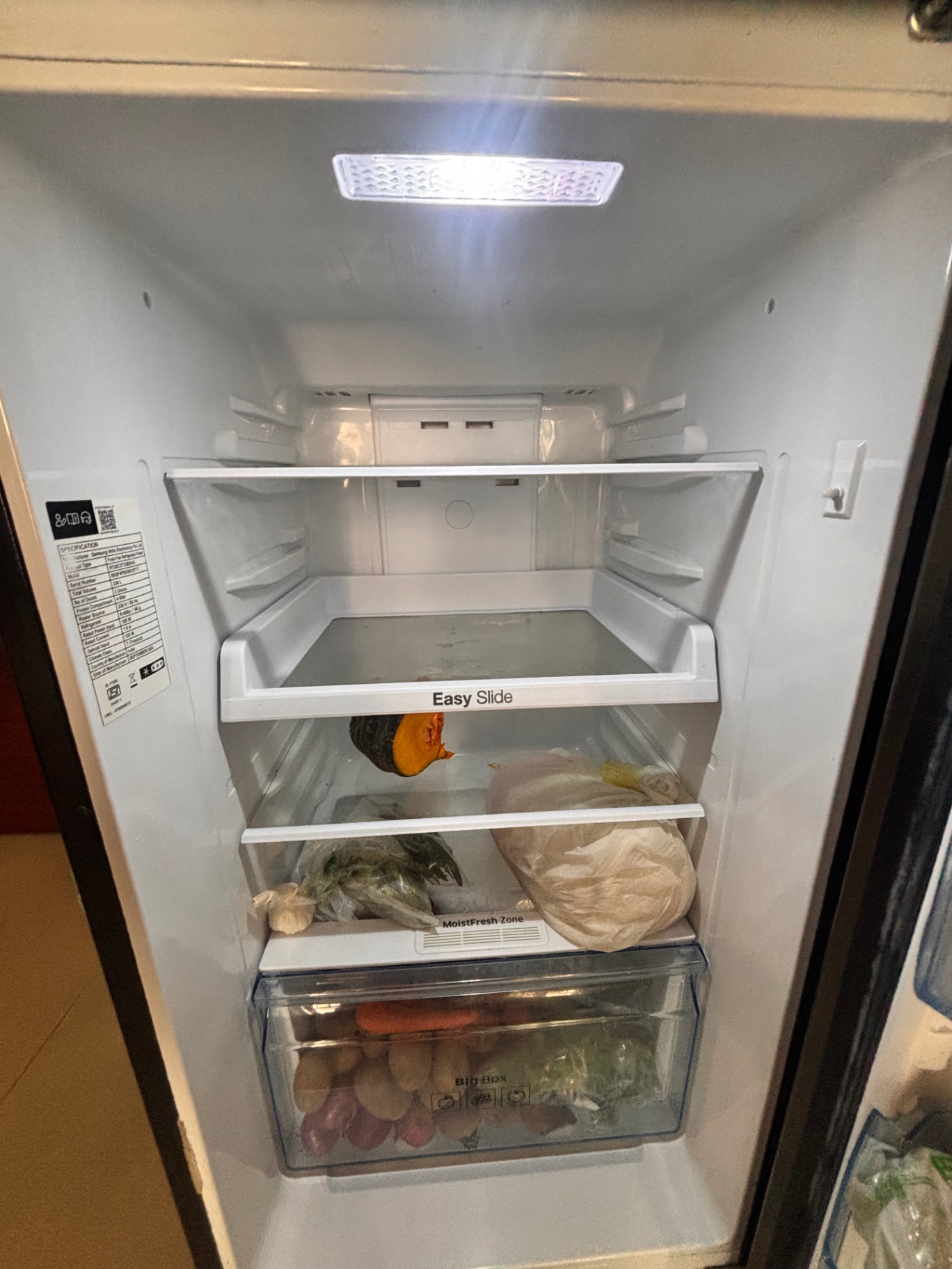 Samsung 236 L Frost Free Refrigerator – 12 Months Old - Image 5