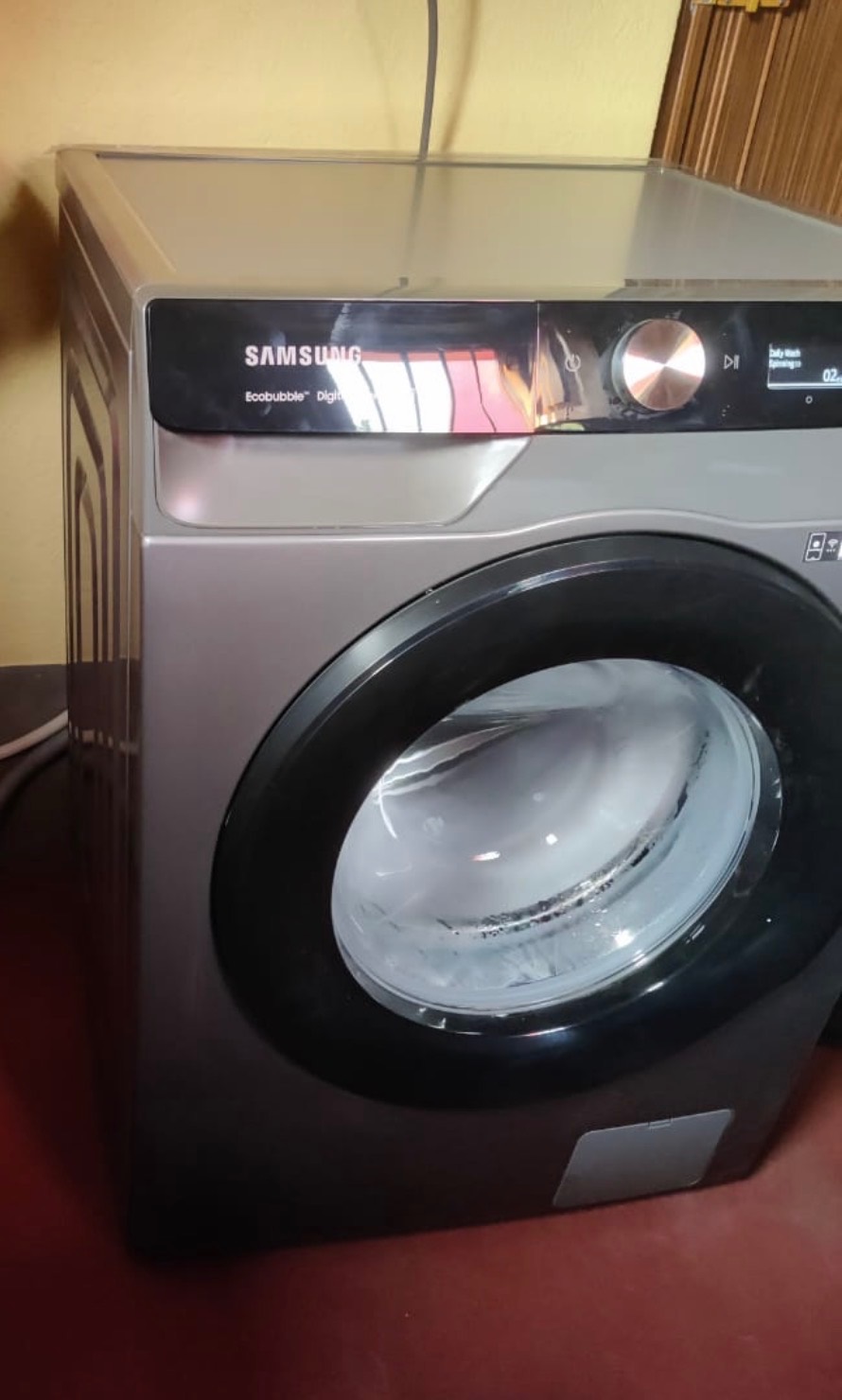 Samsung Washing Machine with stand and cover, under warranty  - Image 3