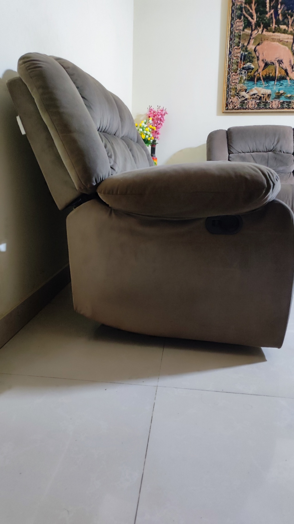 3+2 recliner sofa set for sell.  - Image 8