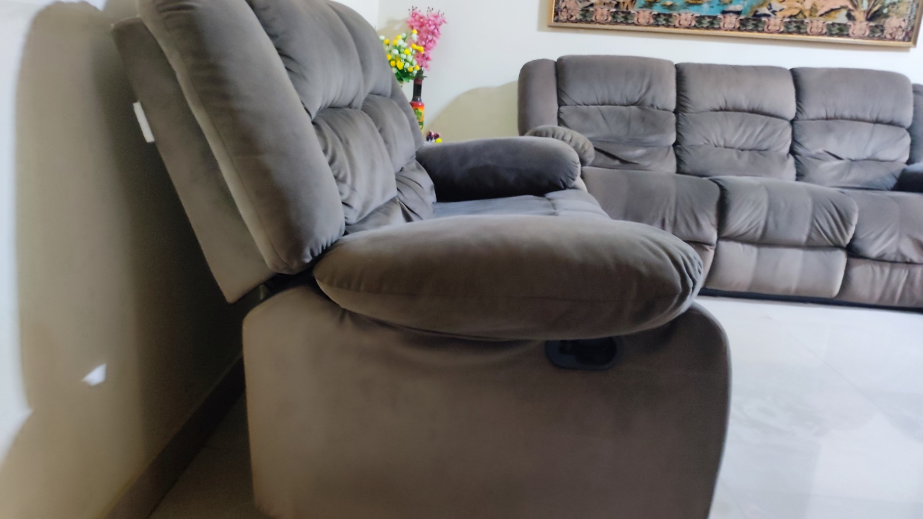 3+2 recliner sofa set for sell.  - Image 12