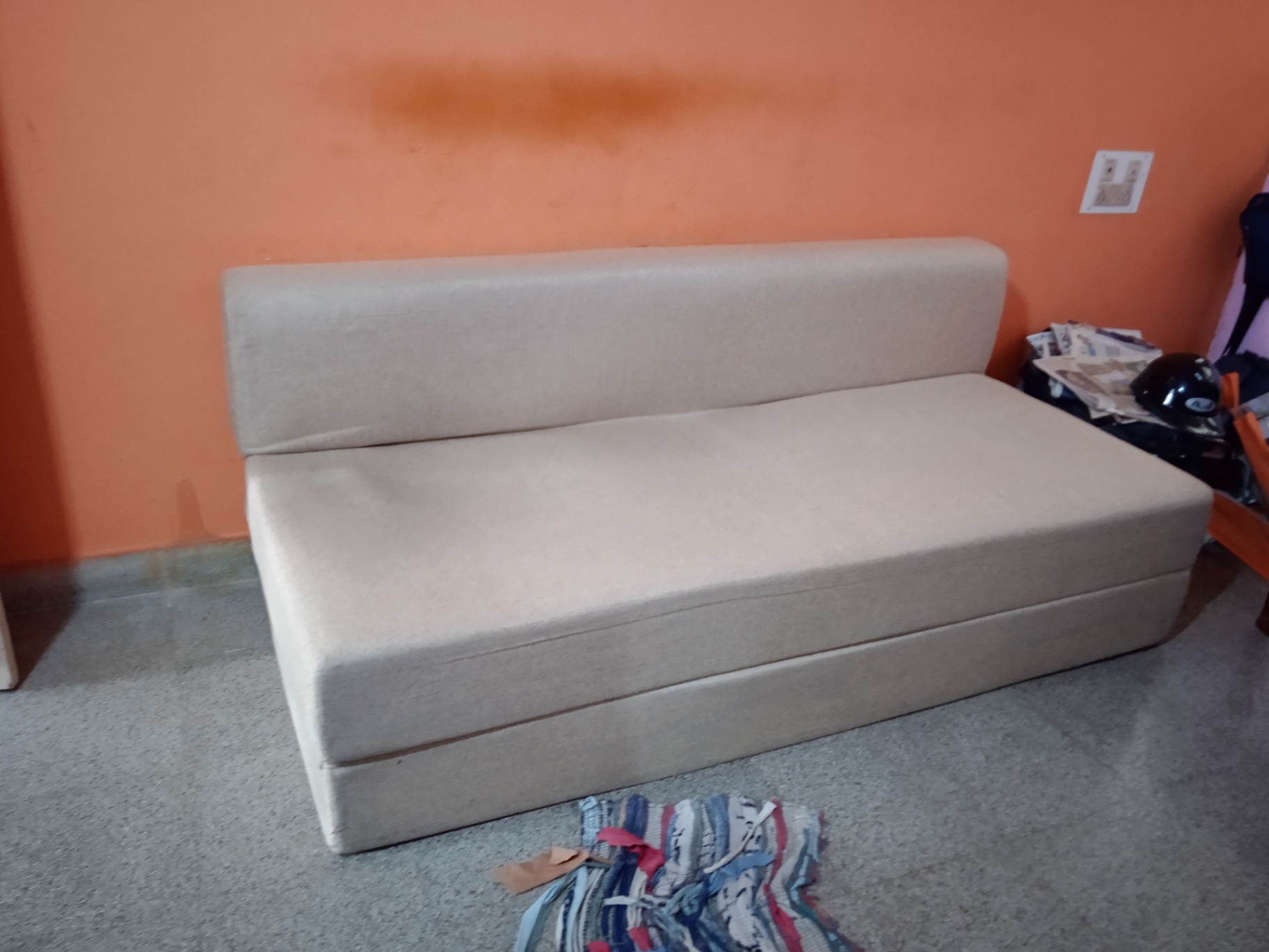 Small house full set up  - Image 1