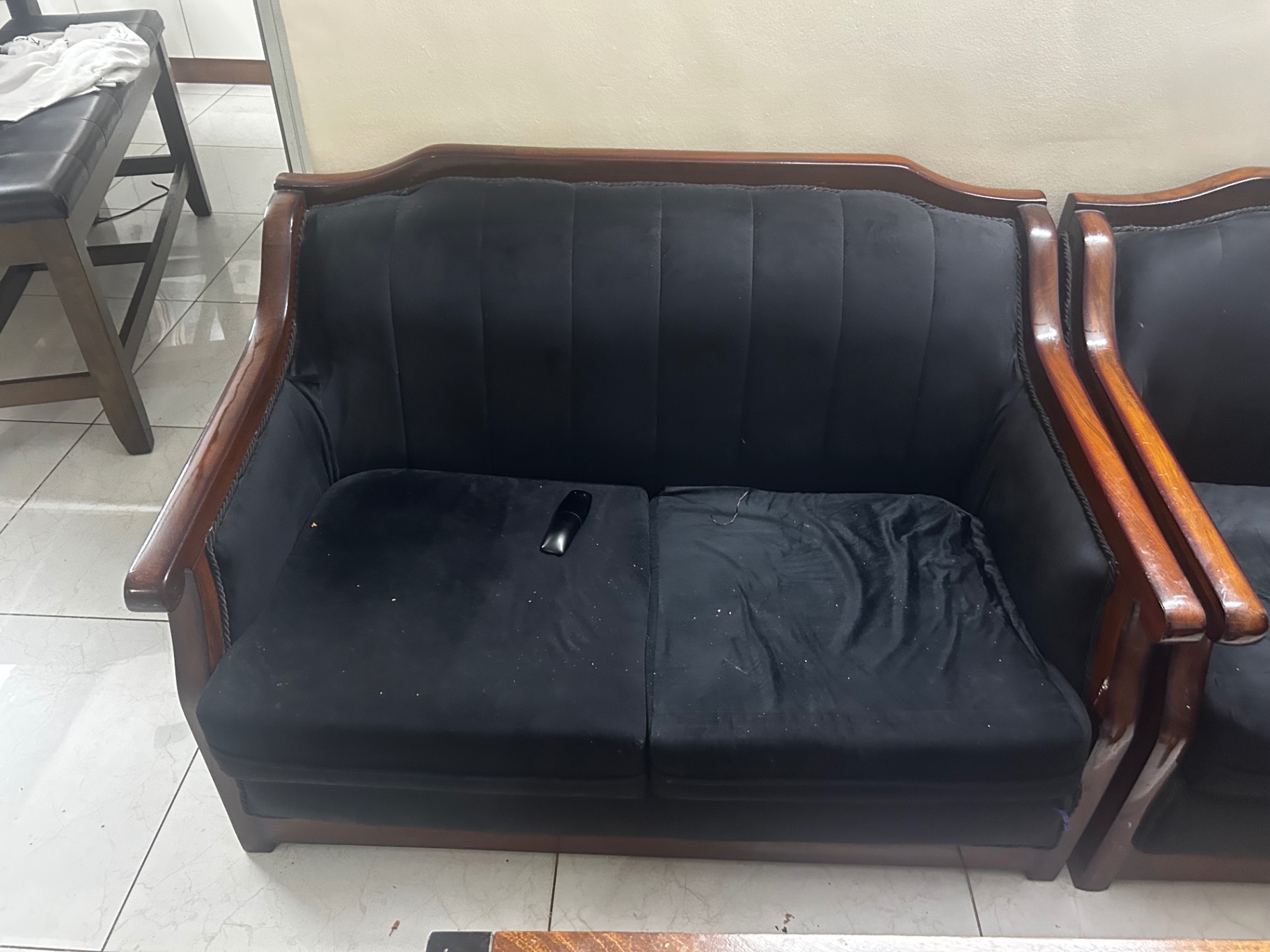 2 seater Sofa - Image 2