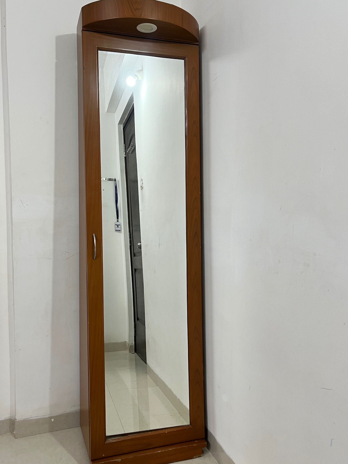 Free standing Dressing table  - Image 1