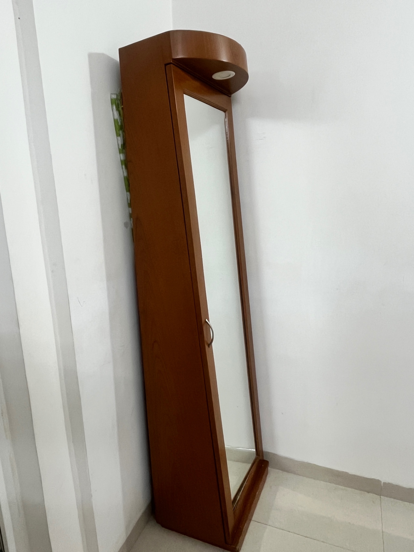 Free standing Dressing table  - Image 2