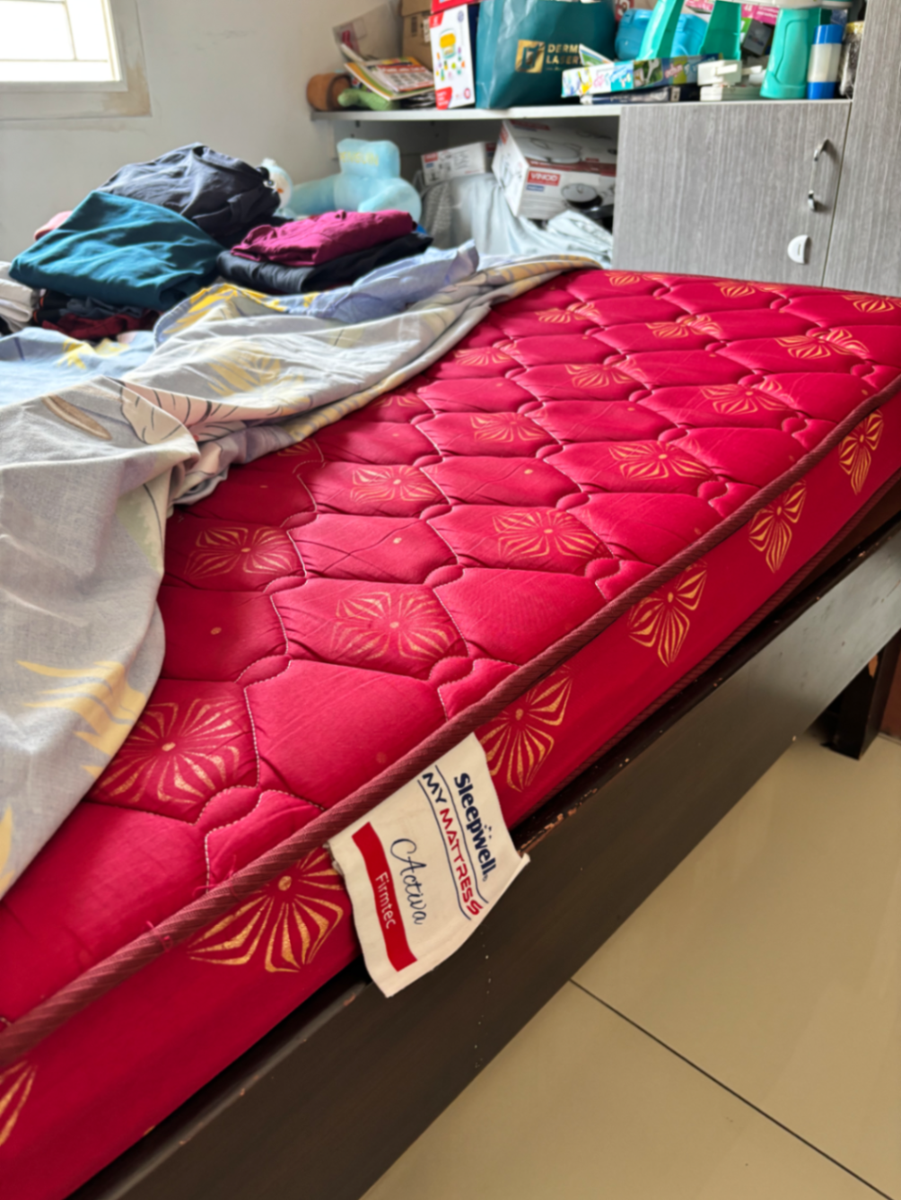 Queen size sleepwell mattress for sale - Image 3