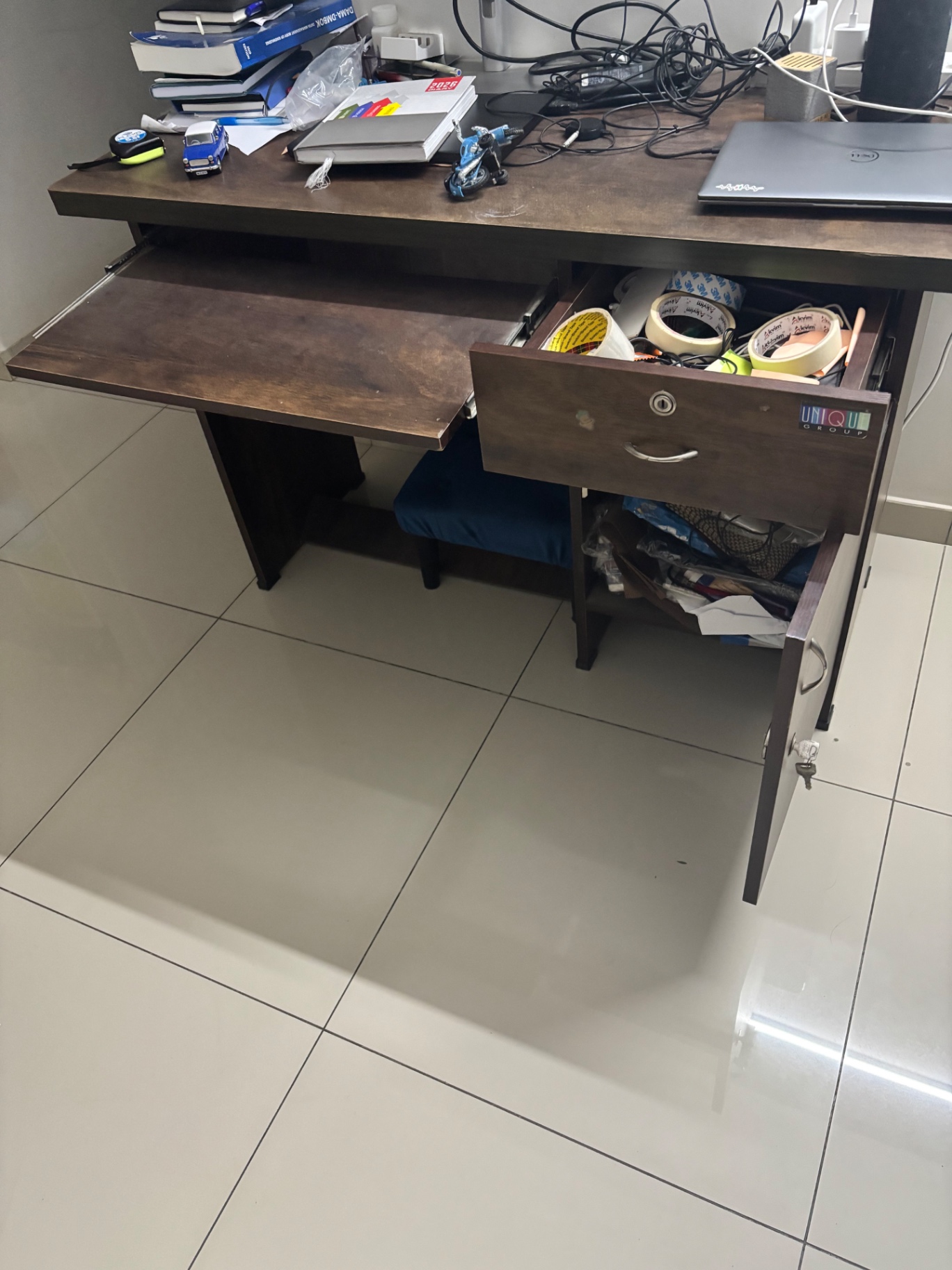 Office desk 48x36x22 fairly used  - Image 1