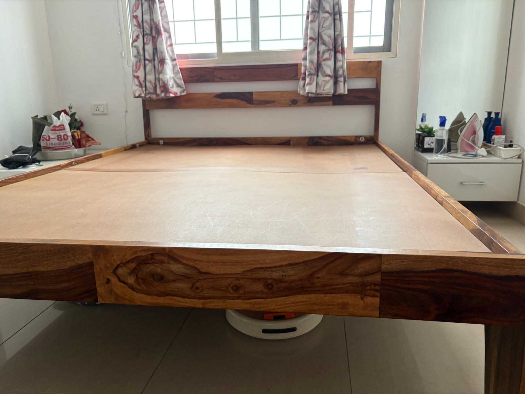 Sheesham make Queen Bed Without Storage - Image 1