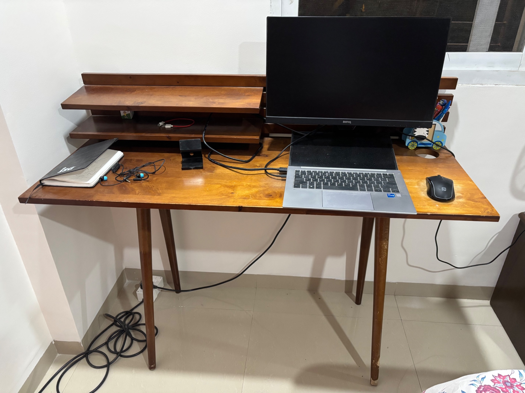 Computer / Study Table - Image 2