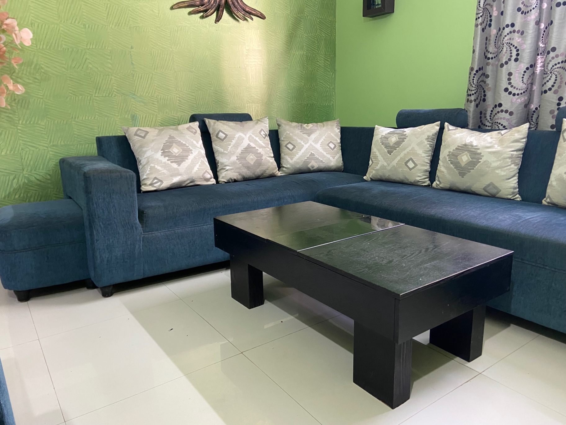 L shape Fabric sofa set and centre table for sale - Image 2