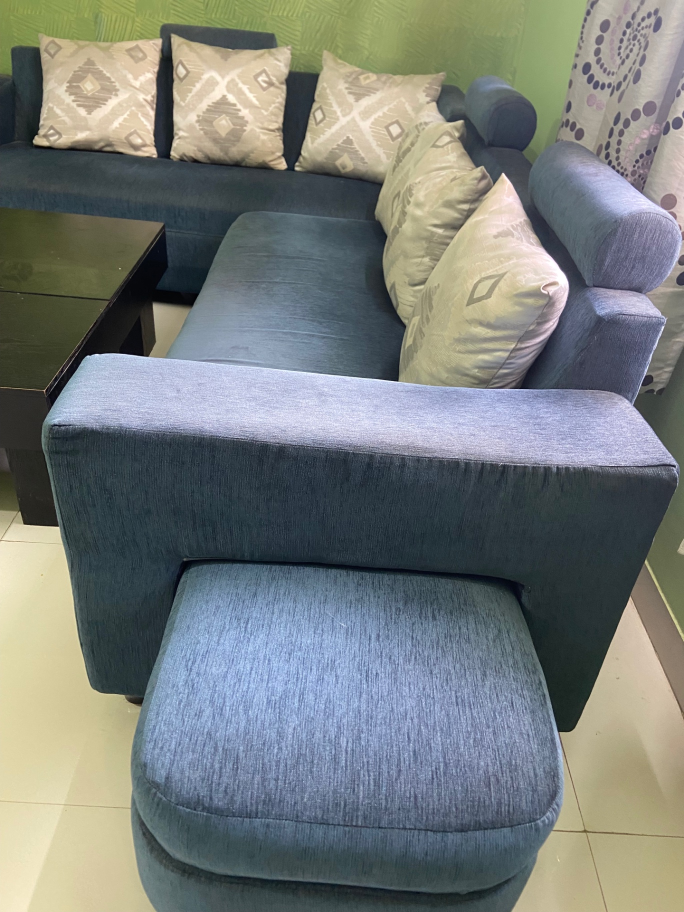 L shape Fabric sofa set and centre table for sale - Image 5