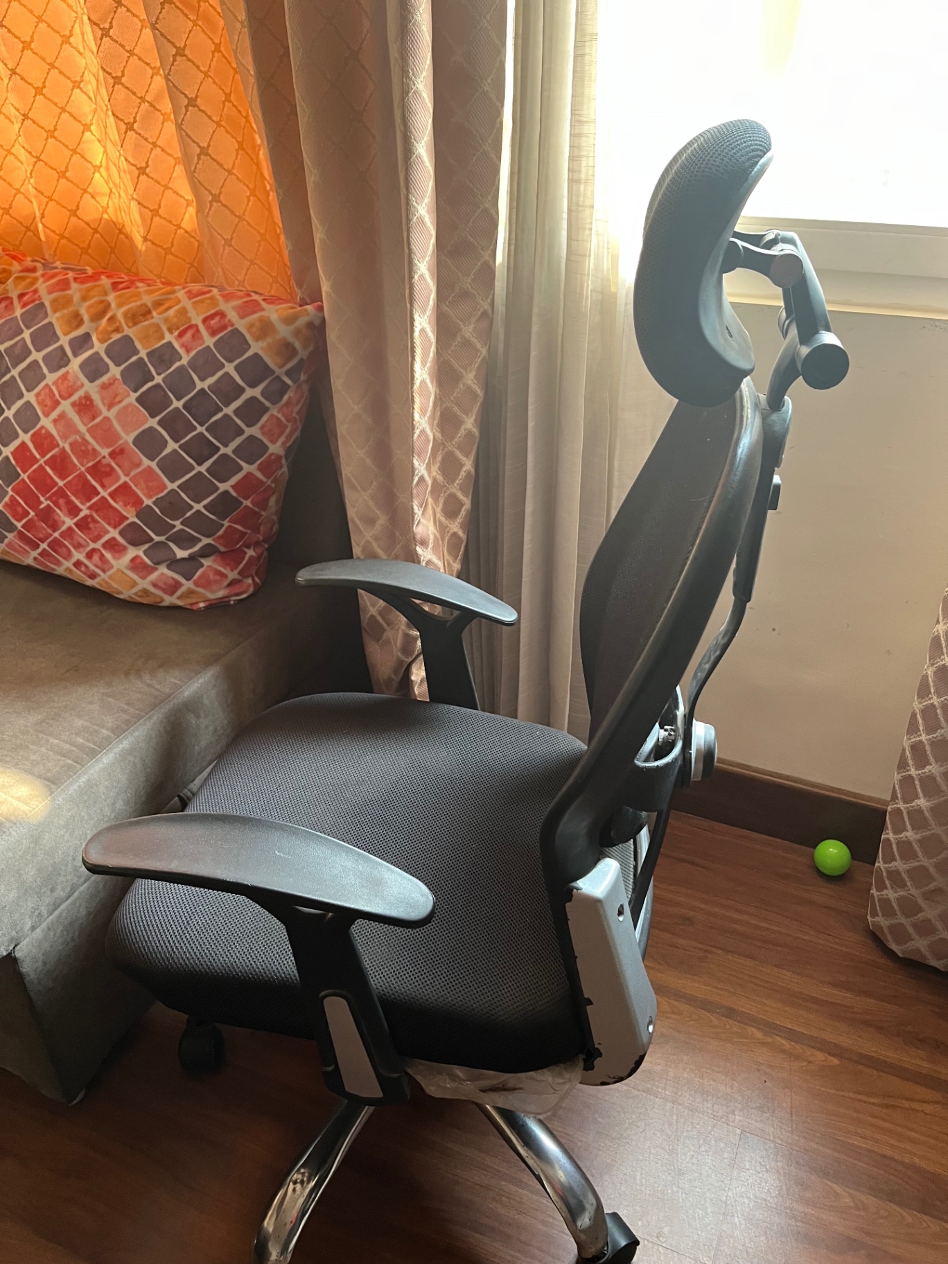 Office chair for sale.  - Image 3
