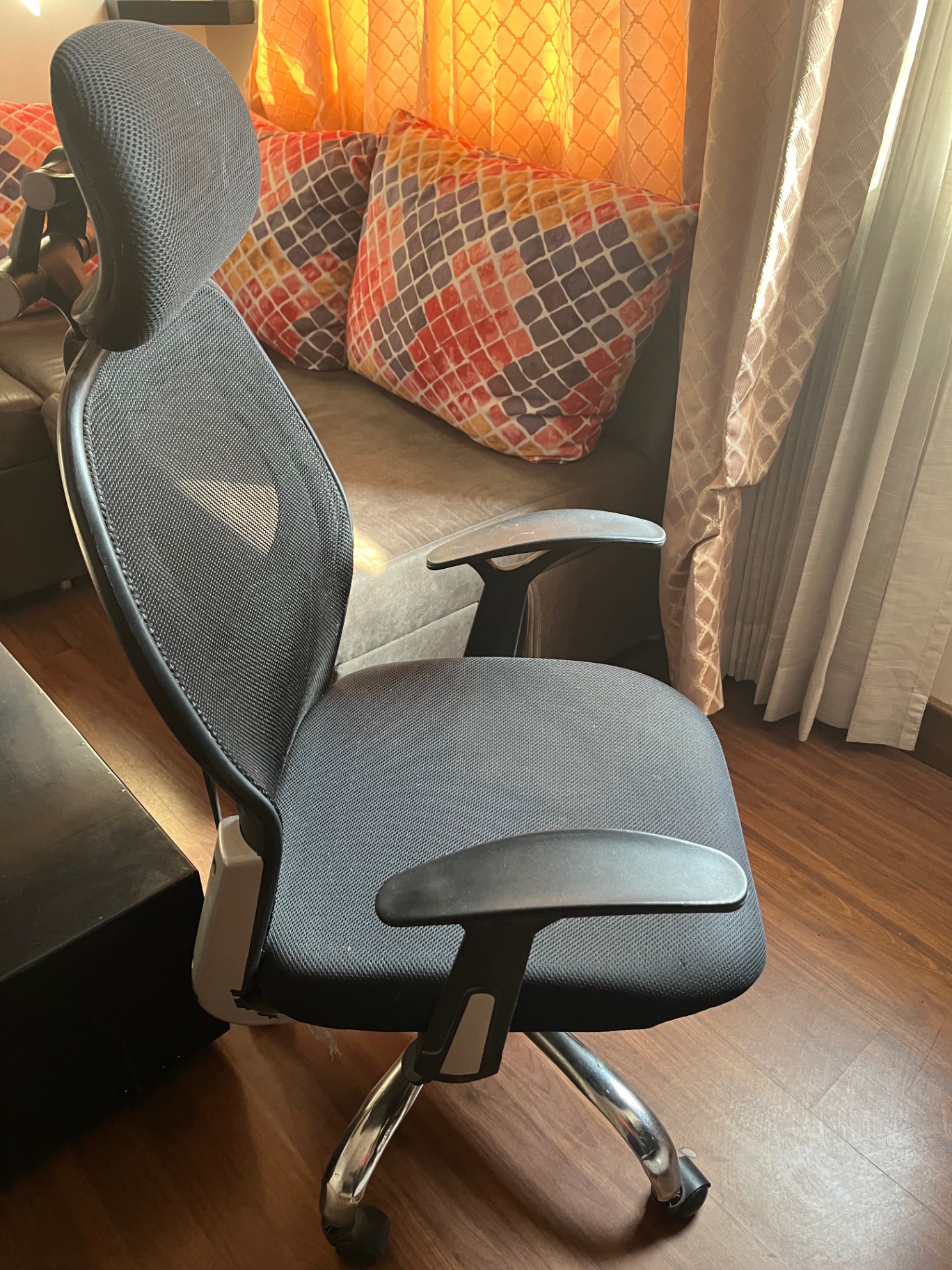 Office chair for sale.  - Image 1