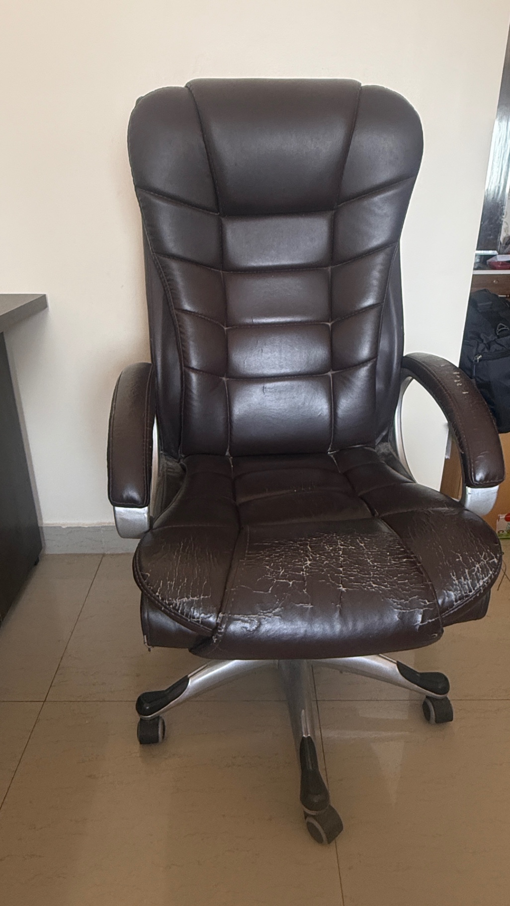 Study table and chair  - Image 1