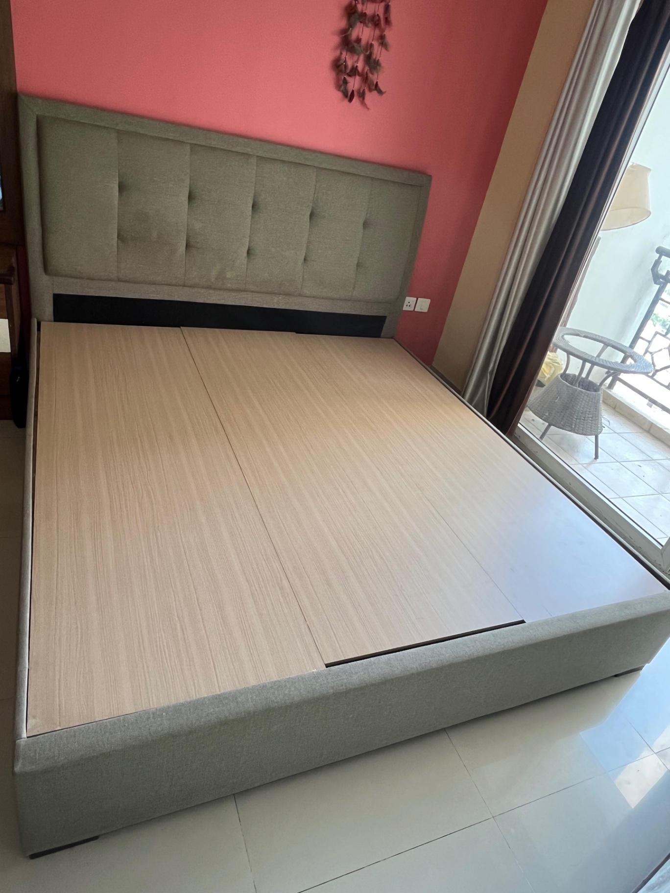 Urban ladder upholstered king size double bed - Image 3