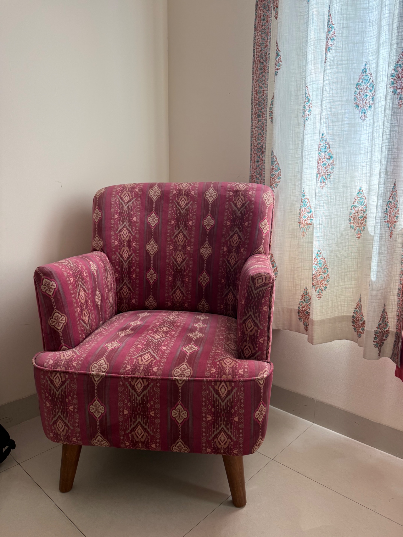 Custom made armchair  - Image 1