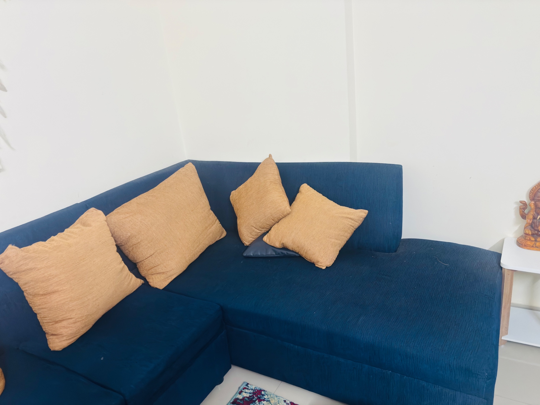 L shaped Sofa - Image 1