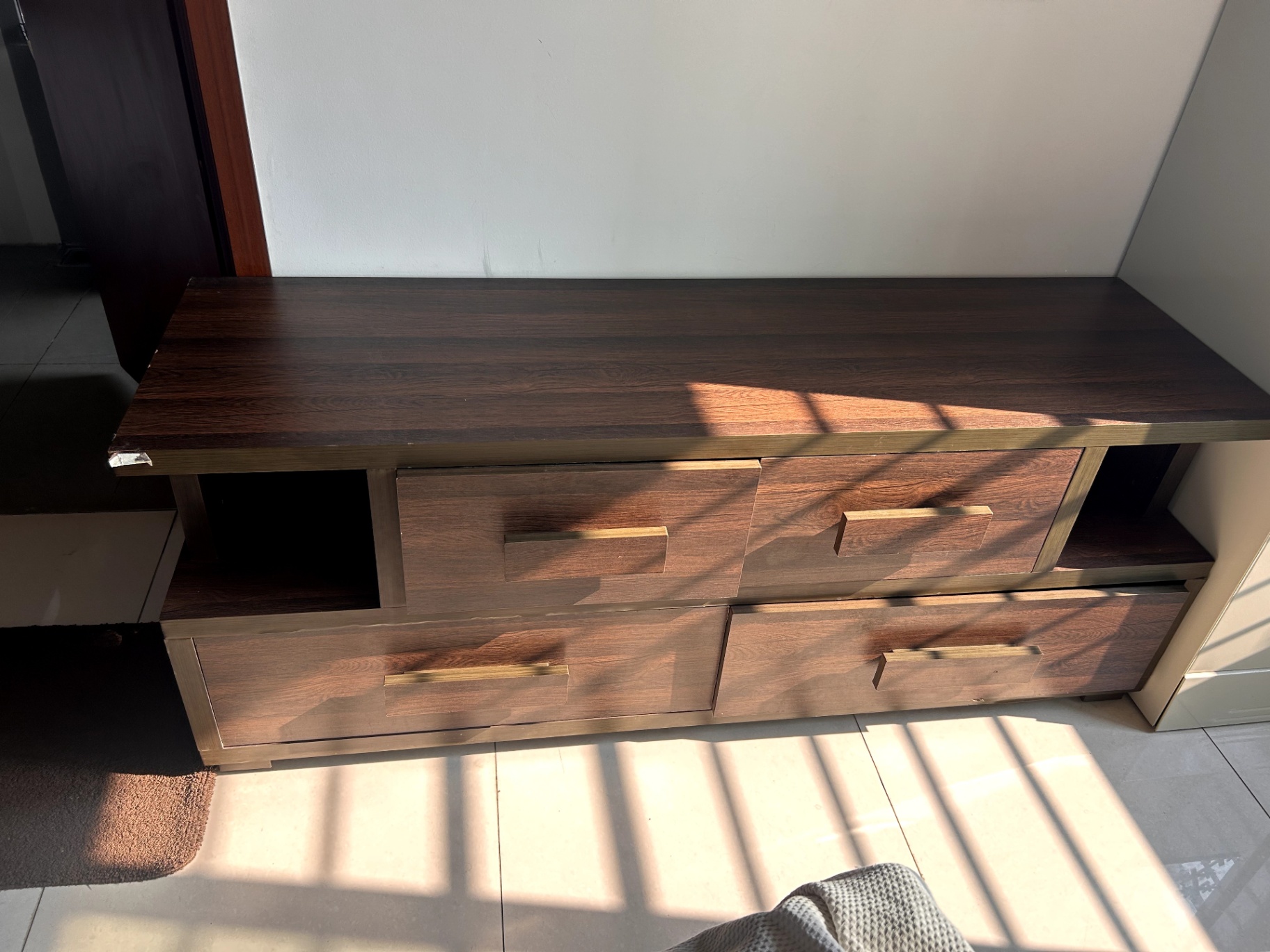 TV Unit Stand - Image 2