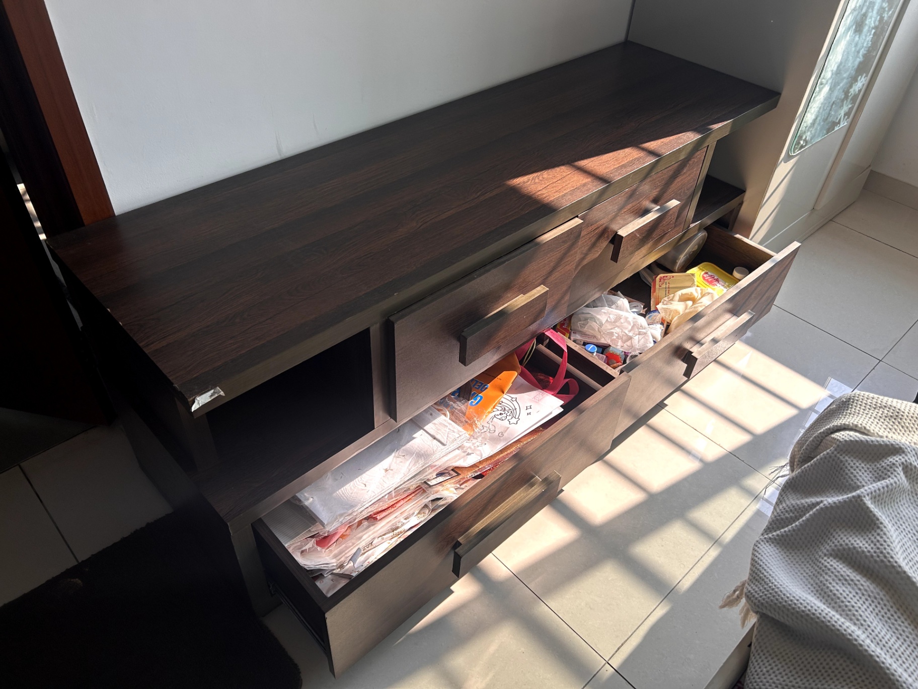 TV Unit Stand - Image 1