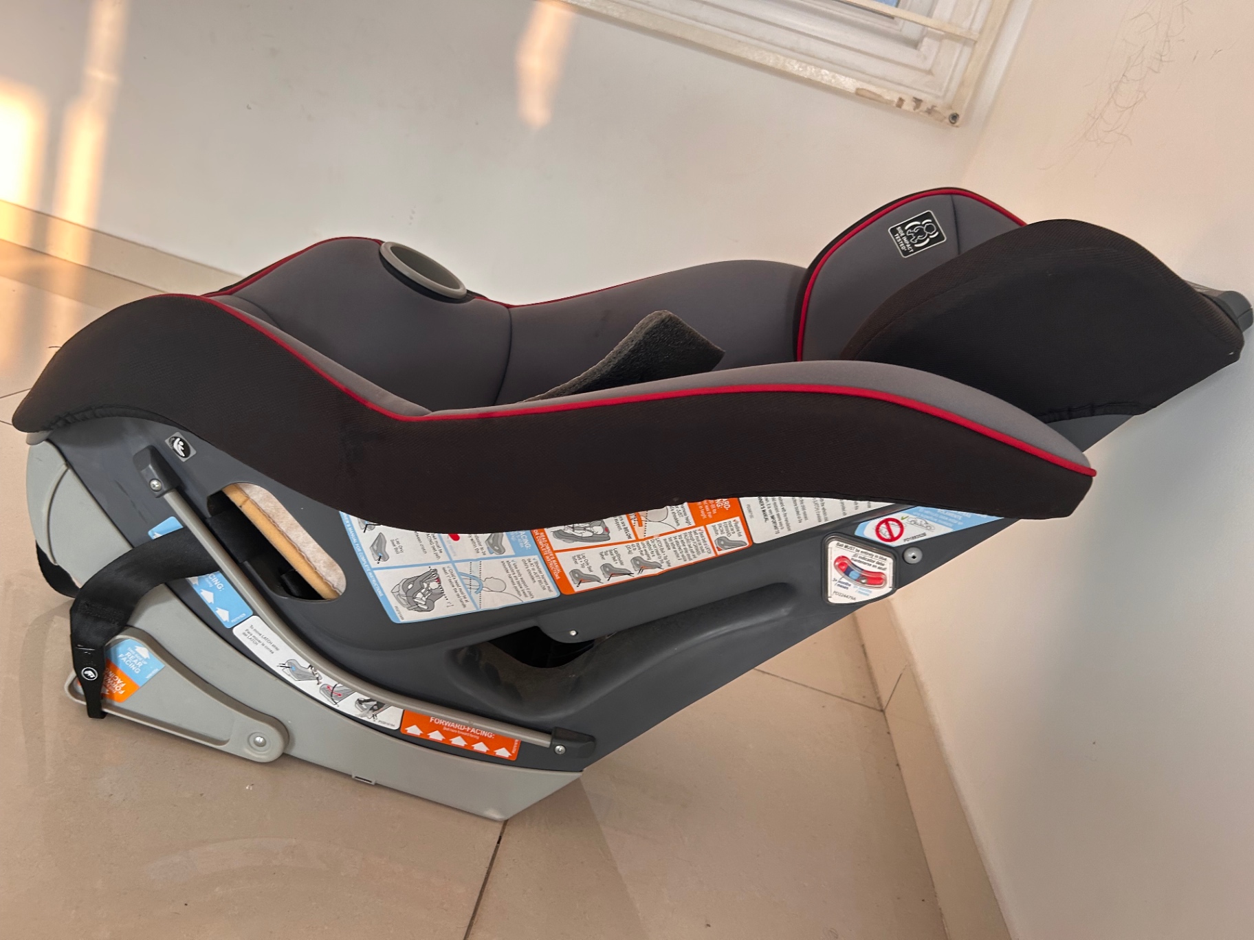 Car Seat  - Image 4