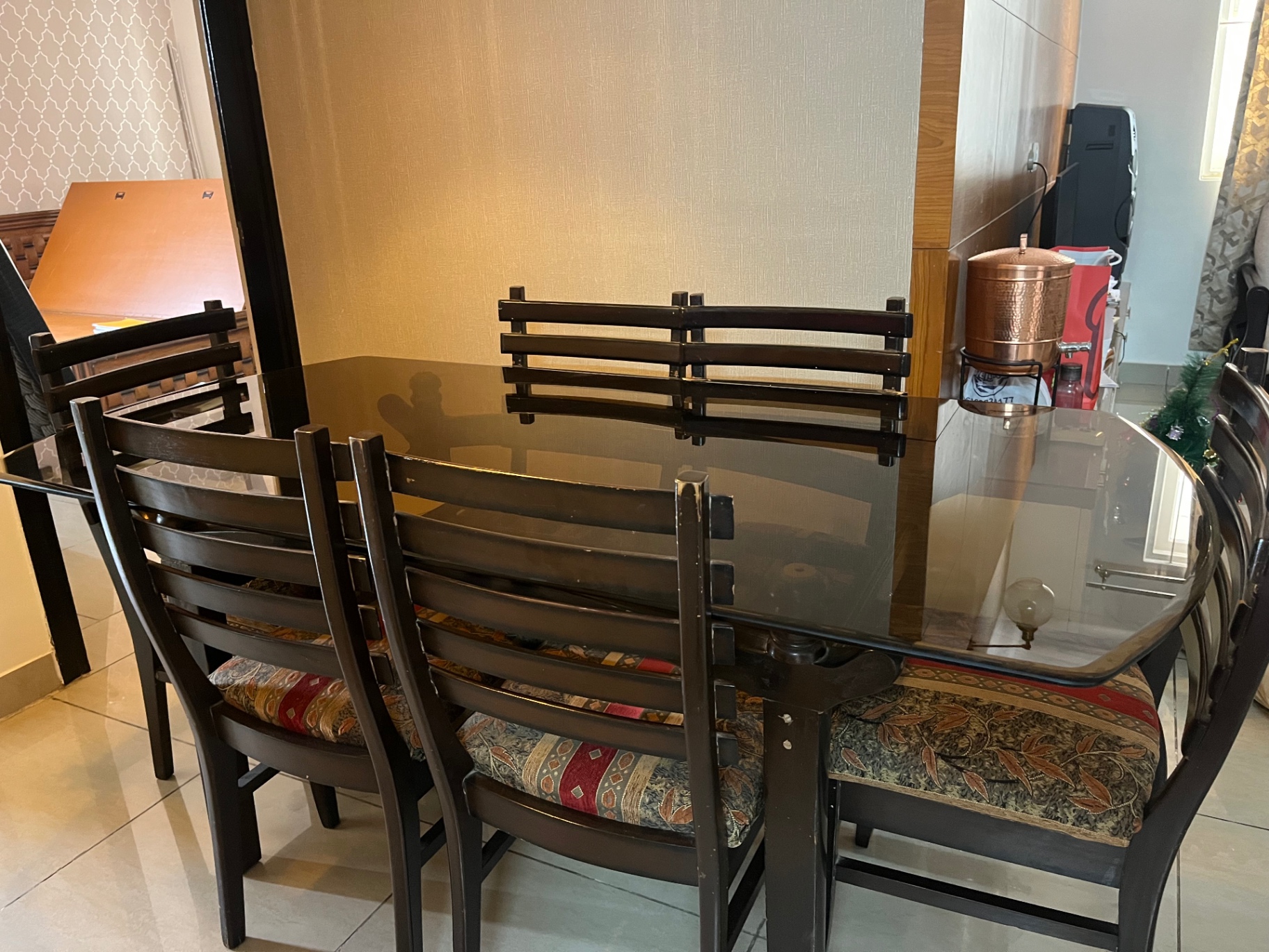 Glass top solid wood 6 seater dining table and chairs - Image 5