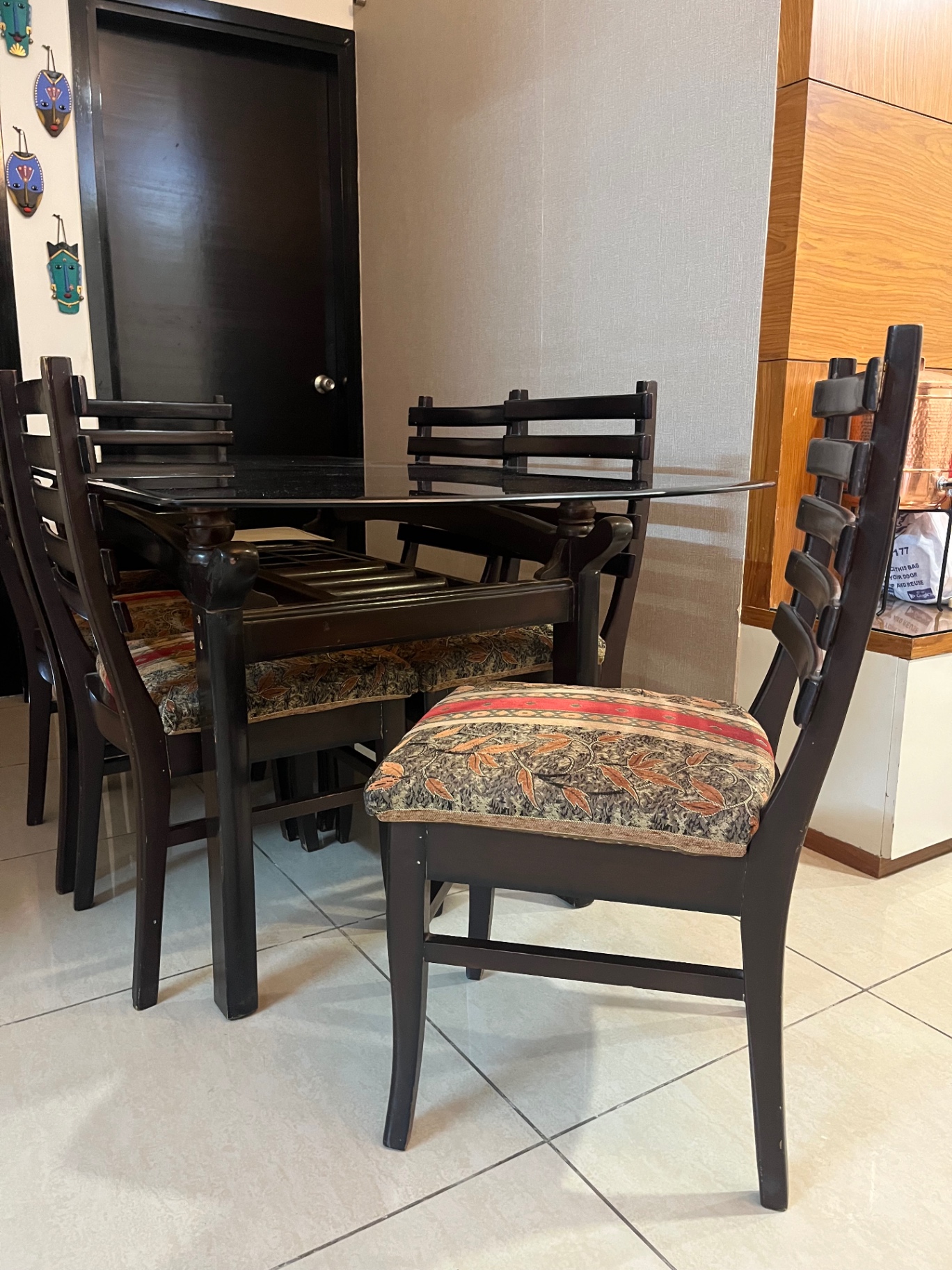 Glass top solid wood 6 seater dining table and chairs - Image 2