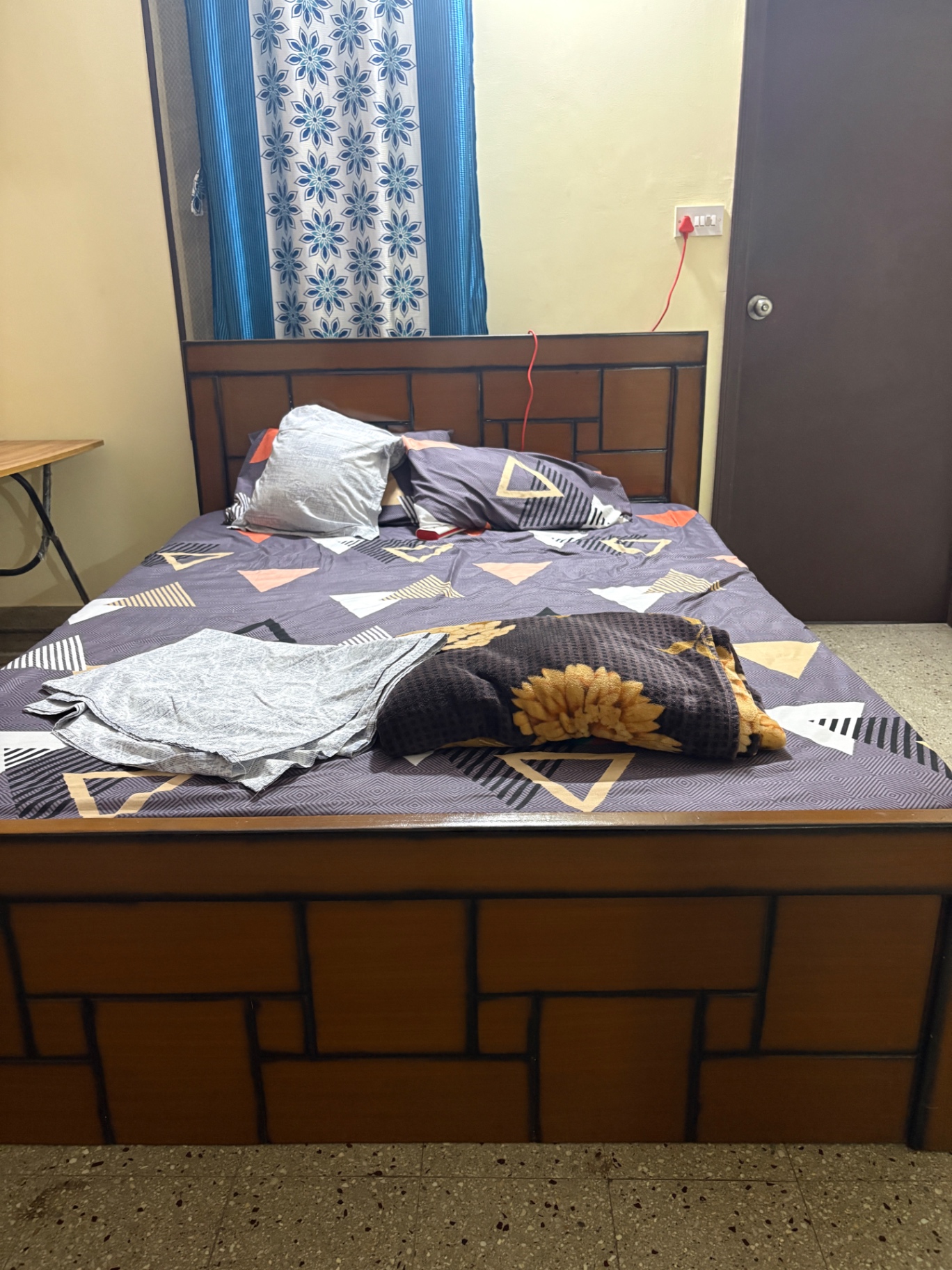 Queen Size Bed with Mattress - Image 3