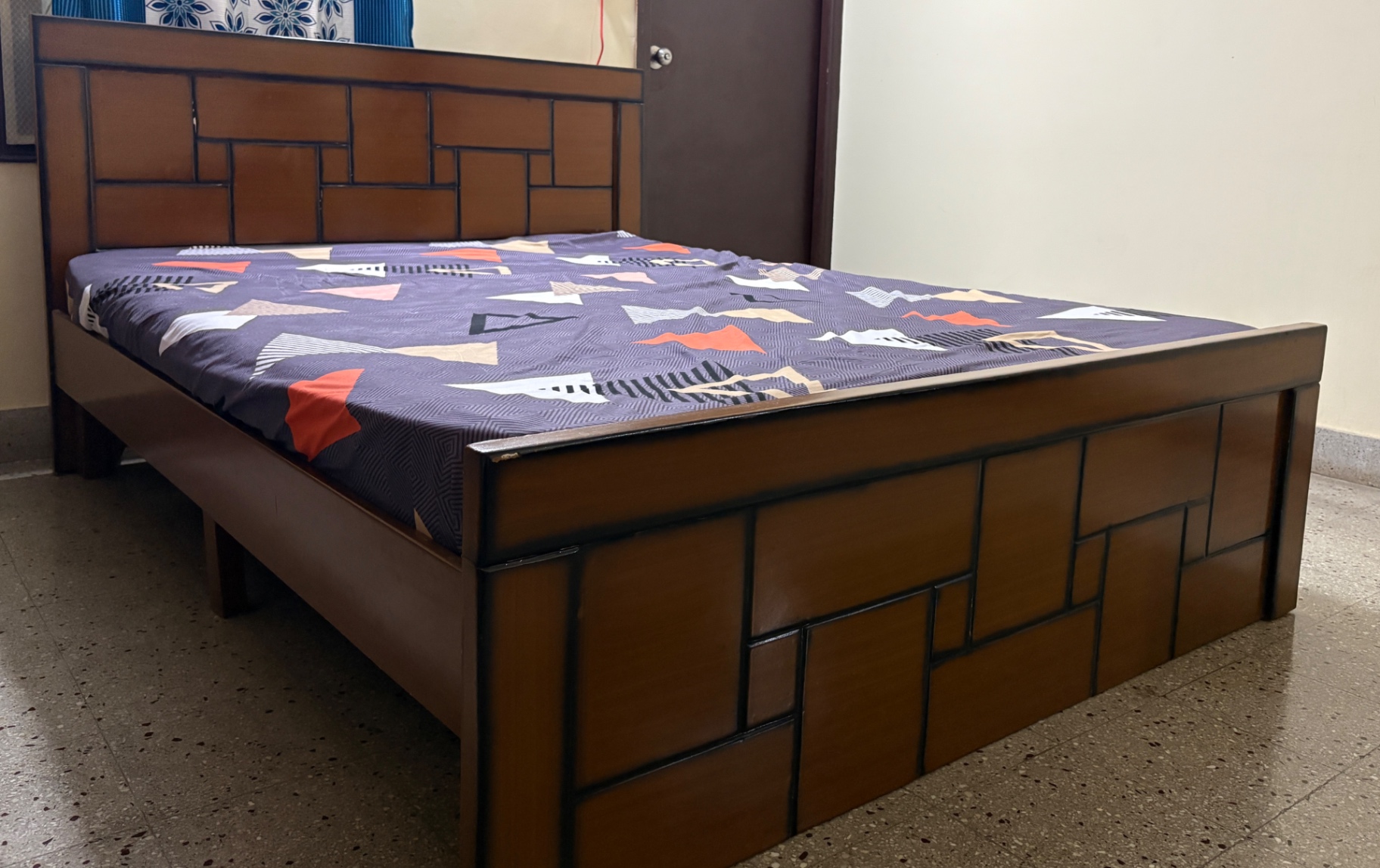 Queen Size Bed with Mattress - Image 2