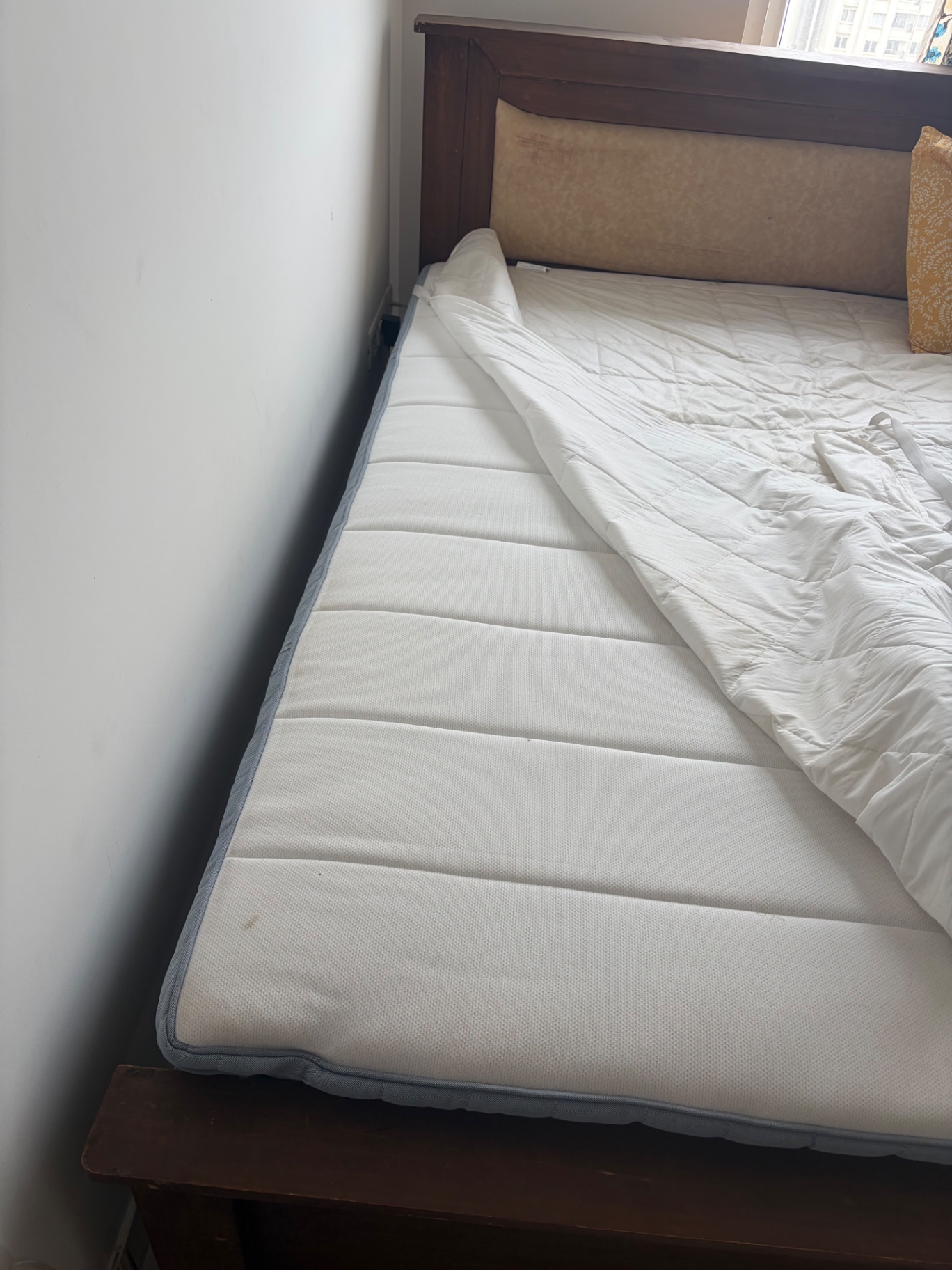 Wodden double size bed and mattress  - Image 4