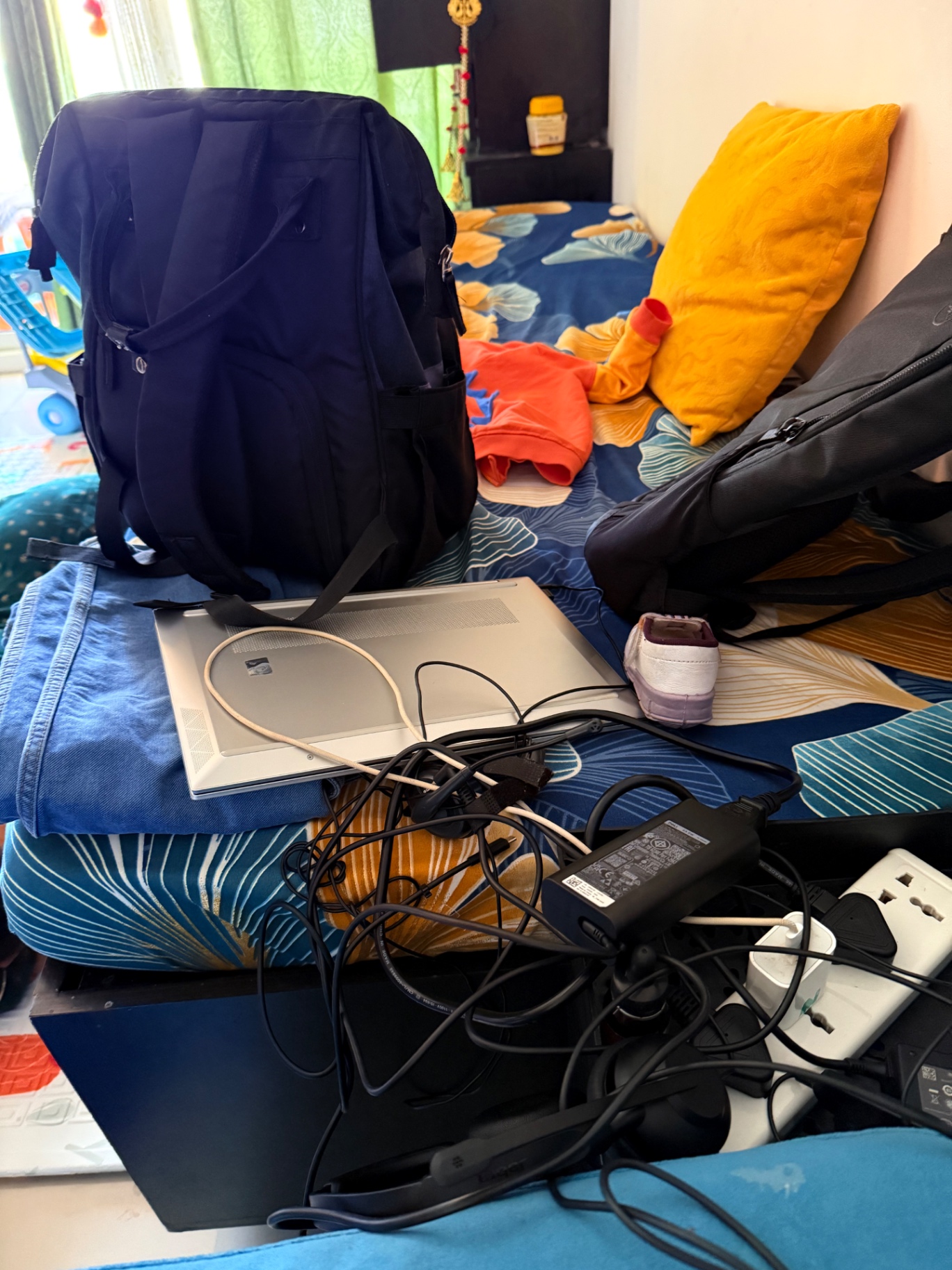 Bed and mattress  - Image 3