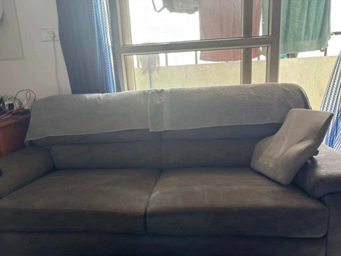 Damro 3 seater sofa almost new condition  - Image 1