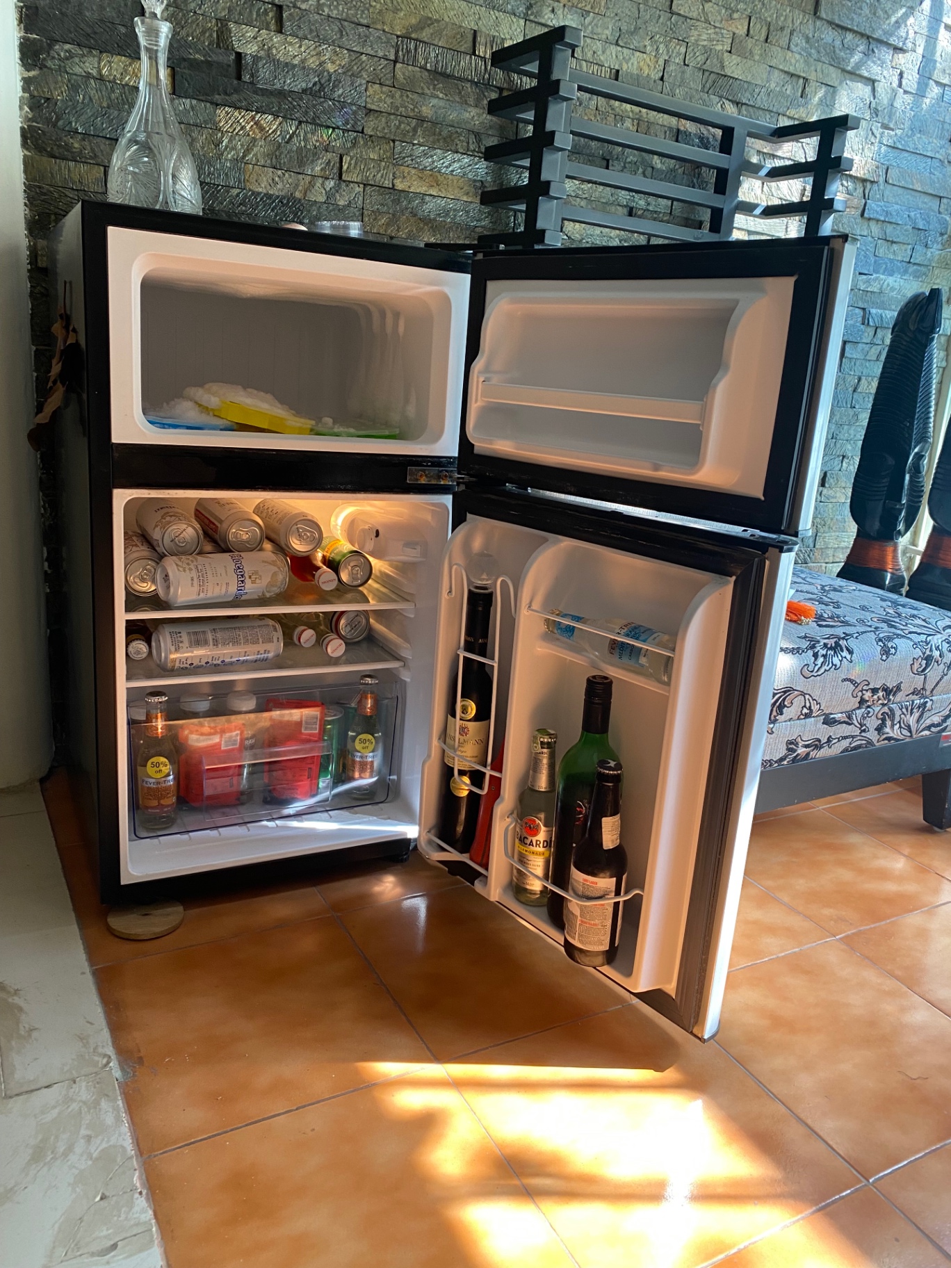 LEONARD DOUBLE DOOR  - Image 2