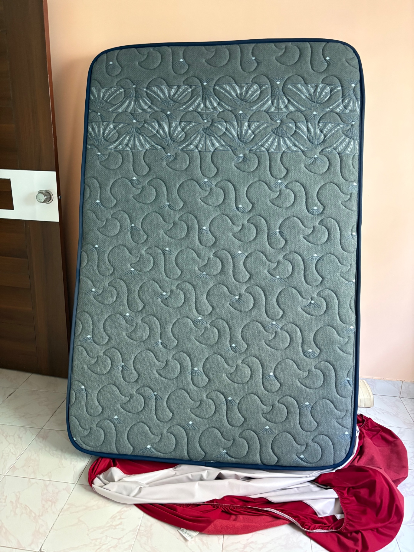 Not Used, Not Old, presrved safely.Brand NEW Duroflex mattress with Wakefit protector 72x48x6 inch - For SALE - Image 12