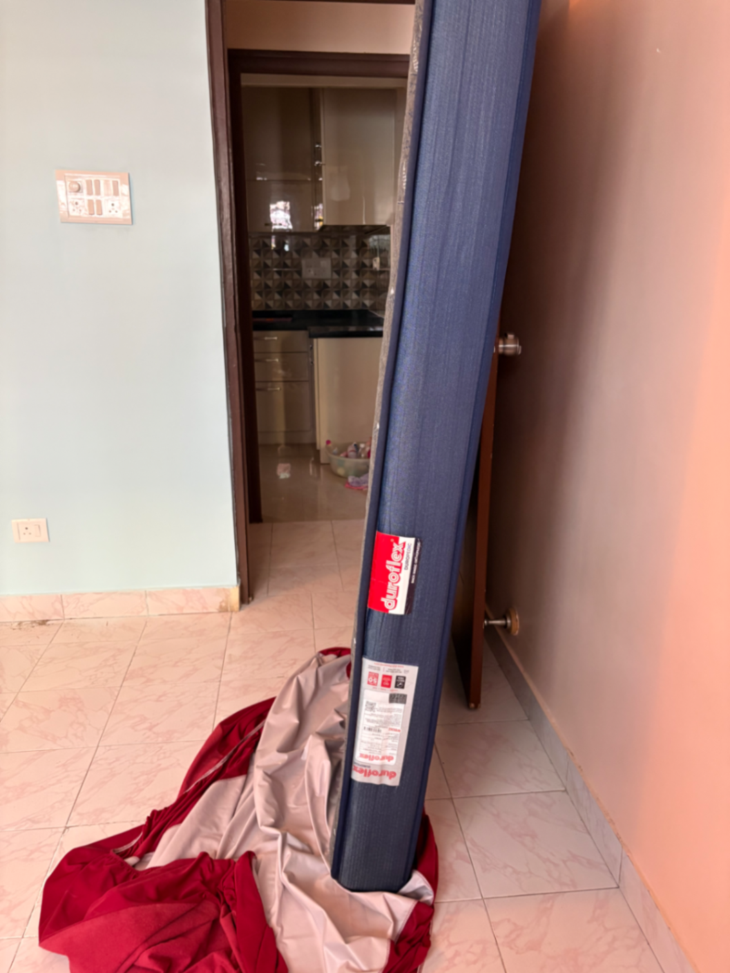 Not Used, Not Old, presrved safely.Brand NEW Duroflex mattress with Wakefit protector 72x48x6 inch - For SALE - Image 14