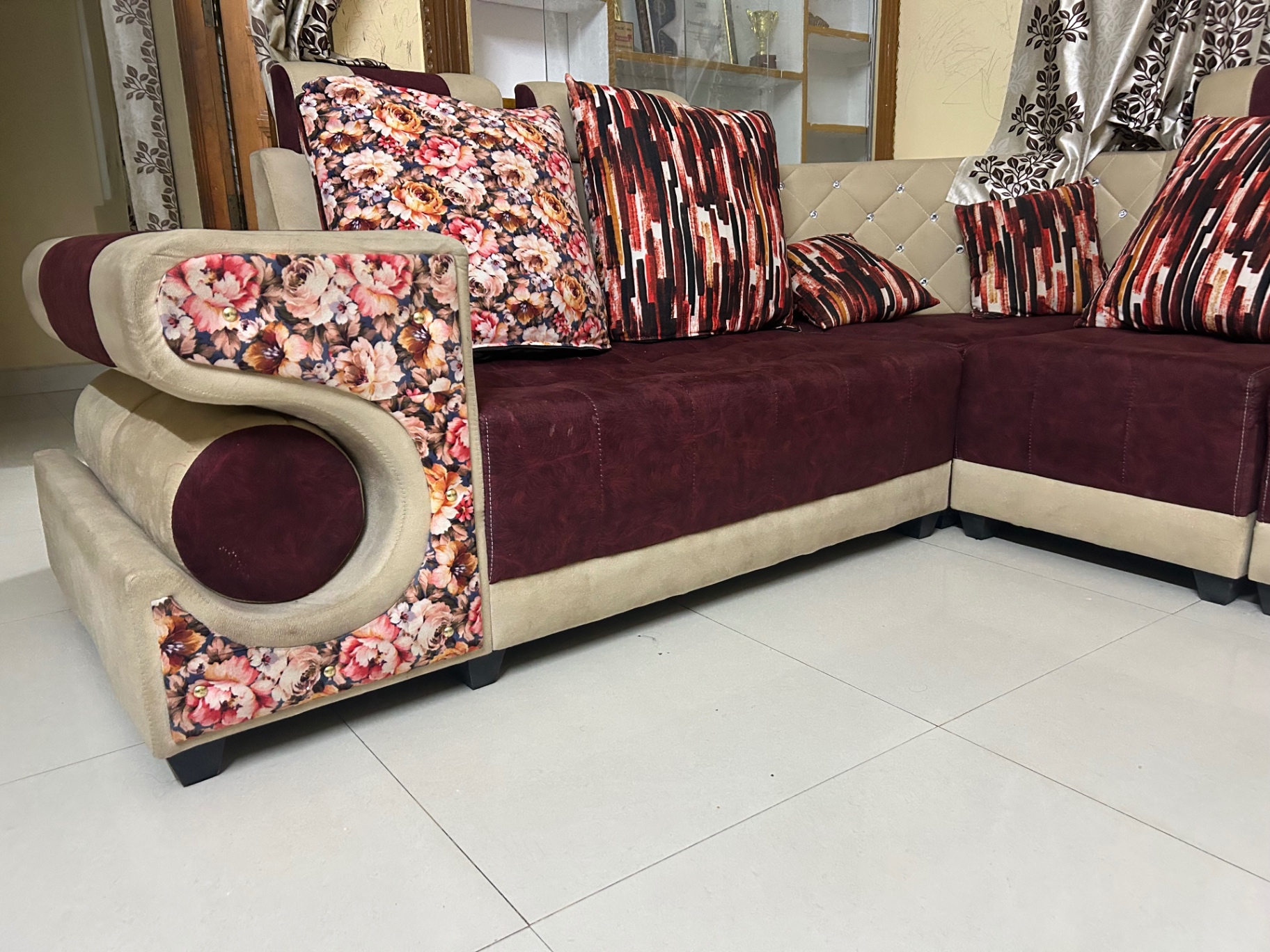 6 Seater Fabric L shaped Sofa - Image 2