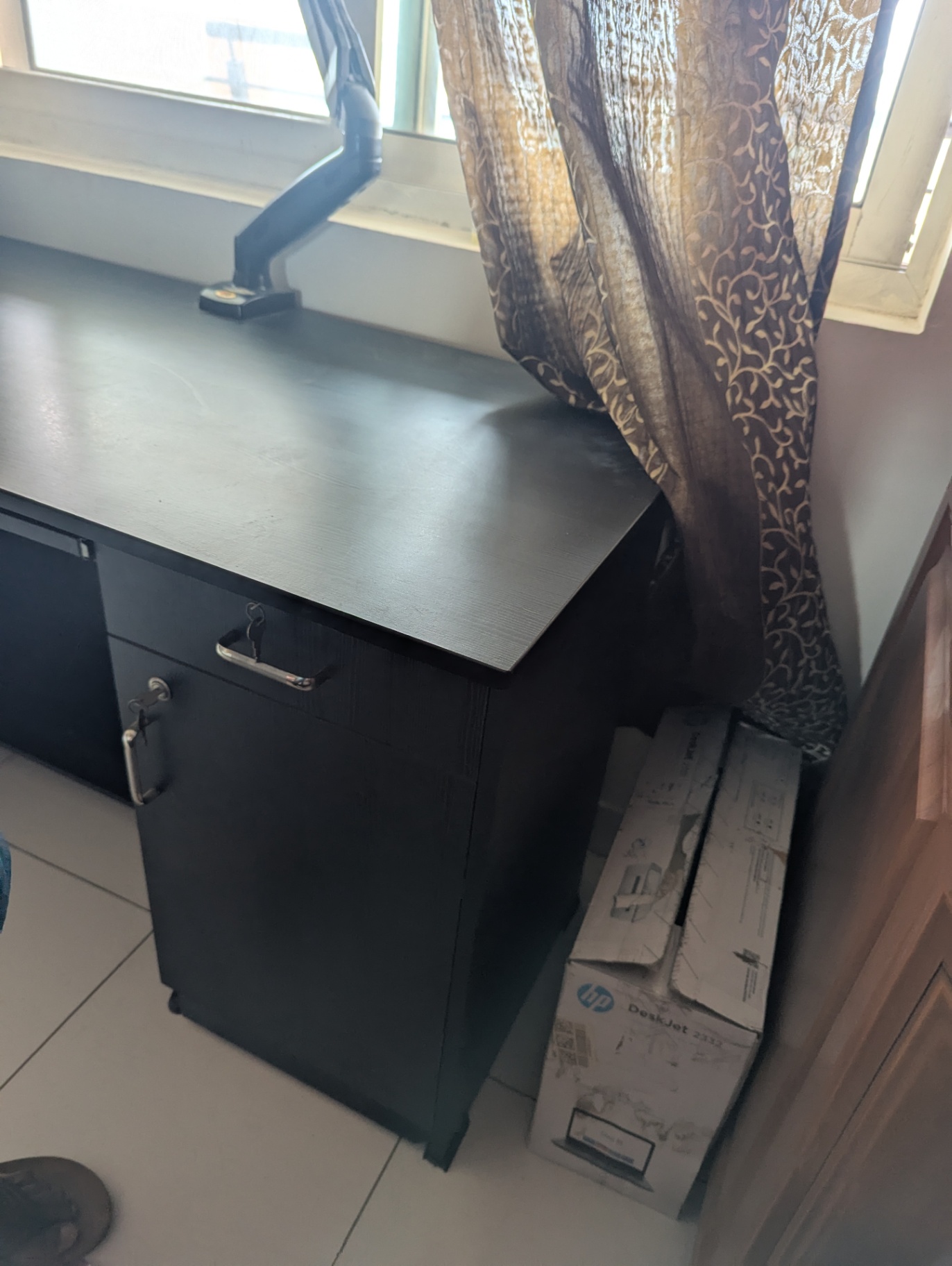 Computer Table with Cabinet for Sale @ super affordable price! - Image 2