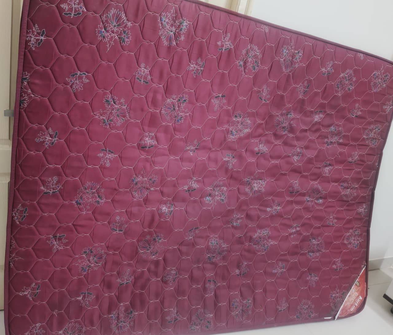 🛏️ Bed & Mattress for Sale – Queen Size - Image 5