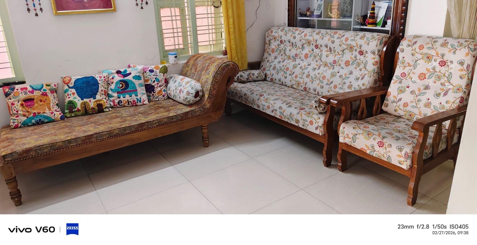 Beautiful Kerala Wood (Pure Wood) 3+1 Sofa Set with 3-Seater Diwan – Immediate Sale - Image 3